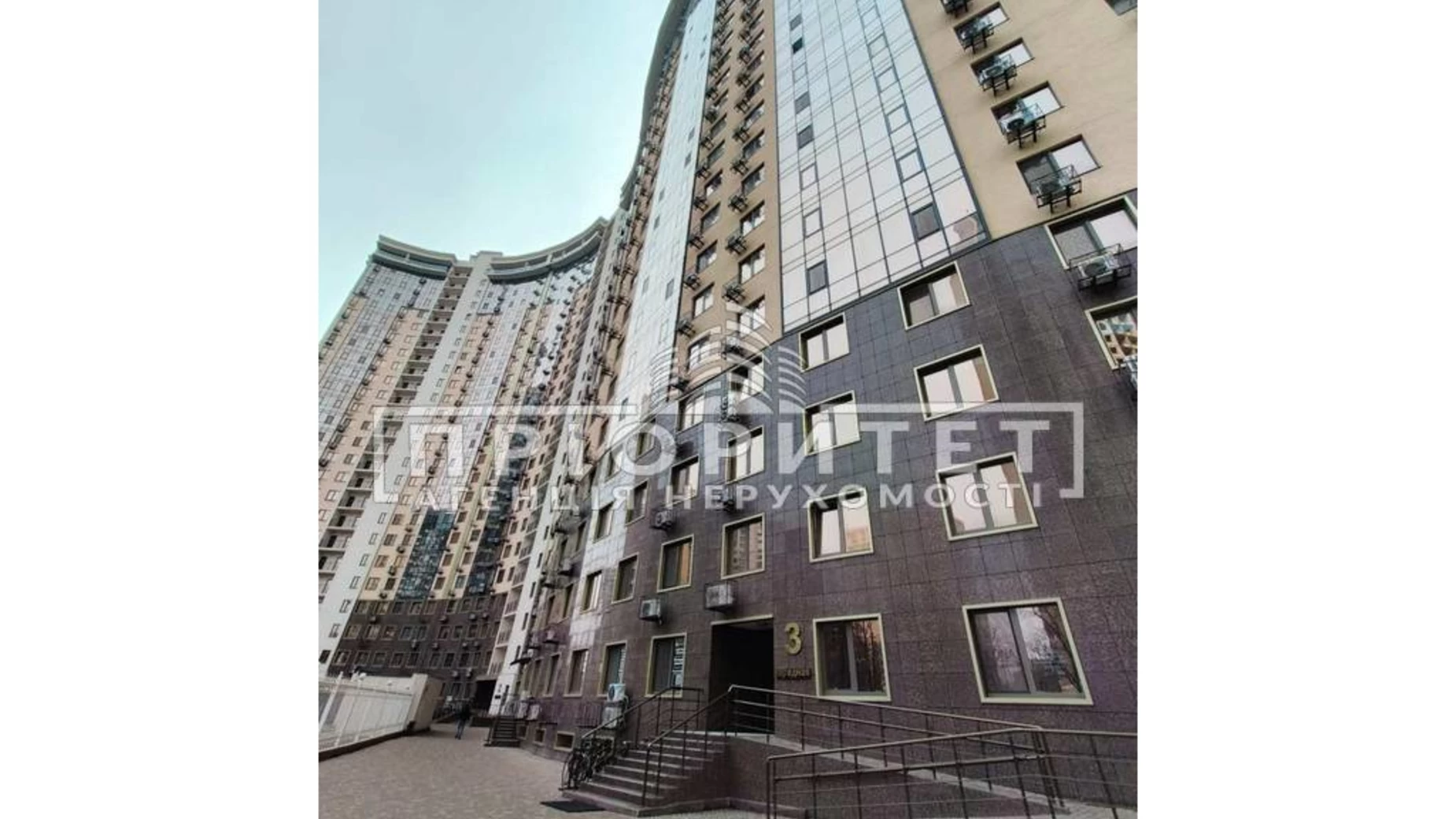 Продается 3-комнатная квартира 108 кв. м в Одессе, ул. Генуэзская - фото 2