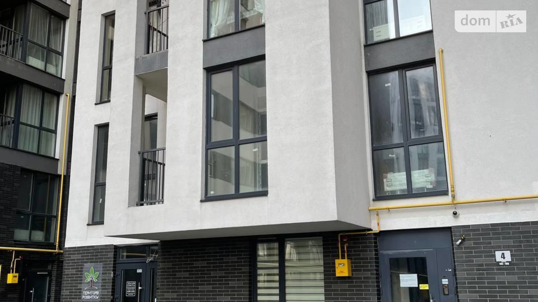 Продается 2-комнатная квартира 74.2 кв. м в, цена: 124000 $ - фото 2
