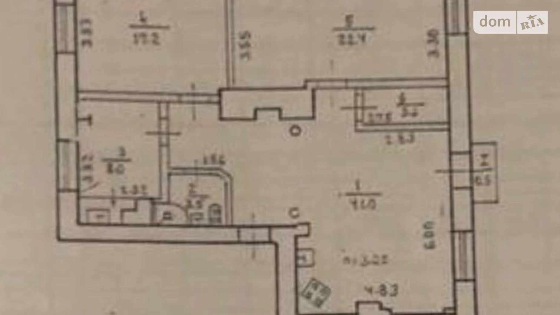 Продается 2-комнатная квартира 100 кв. м в Днепре, ул. Акинфиева Ивана, 17