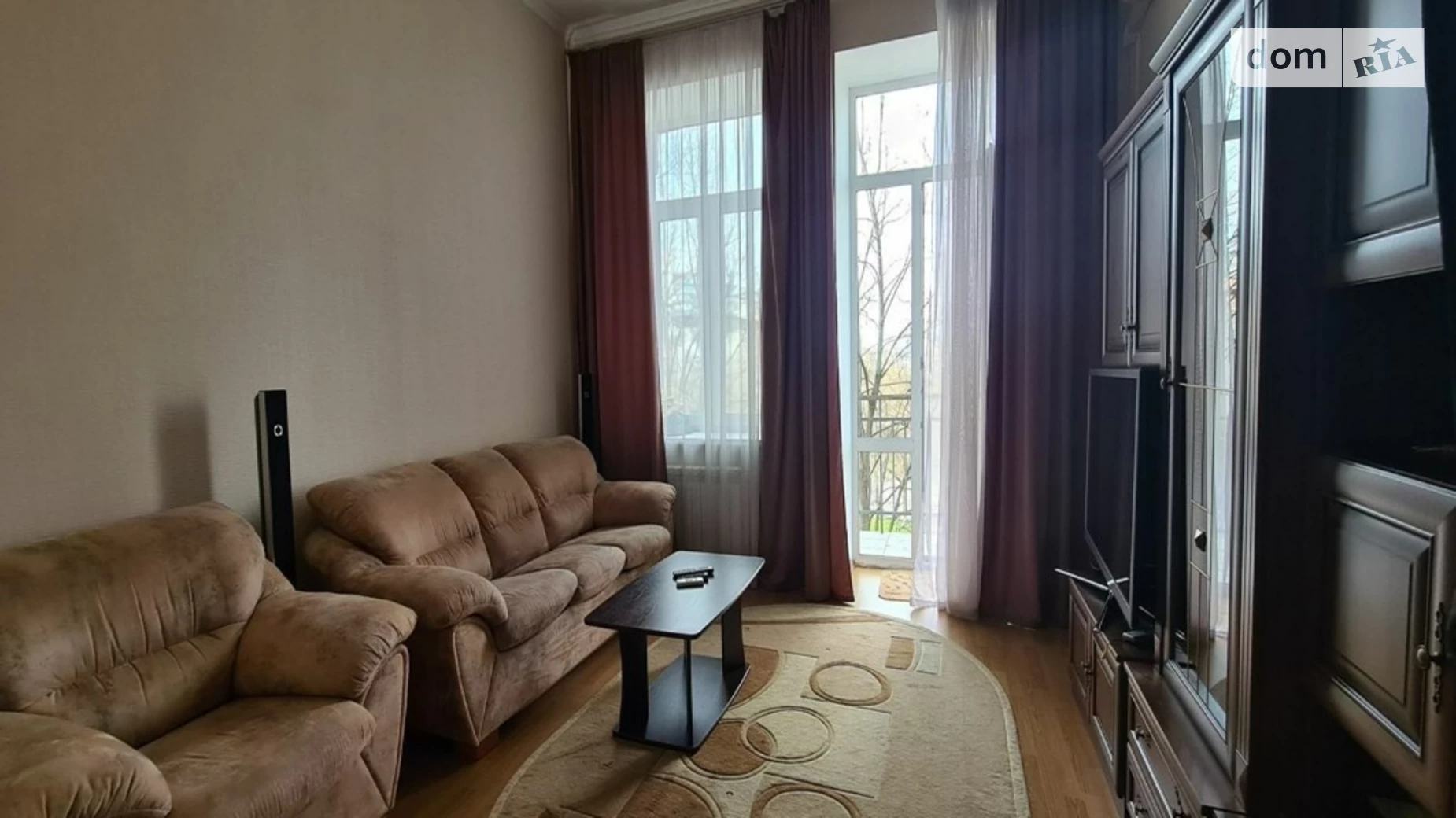Продается 2-комнатная квартира 62 кв. м в Киеве, ул. Владимирская, 12В