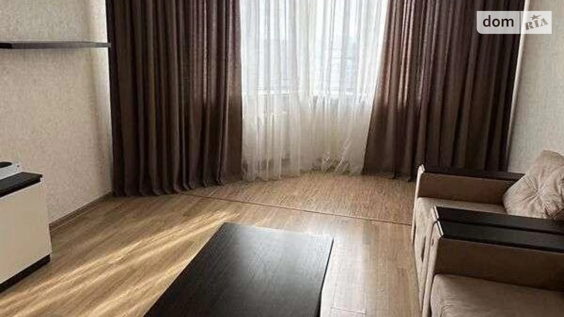 Продается 2-комнатная квартира 70 кв. м в Киеве, ул. Елены Пчилки