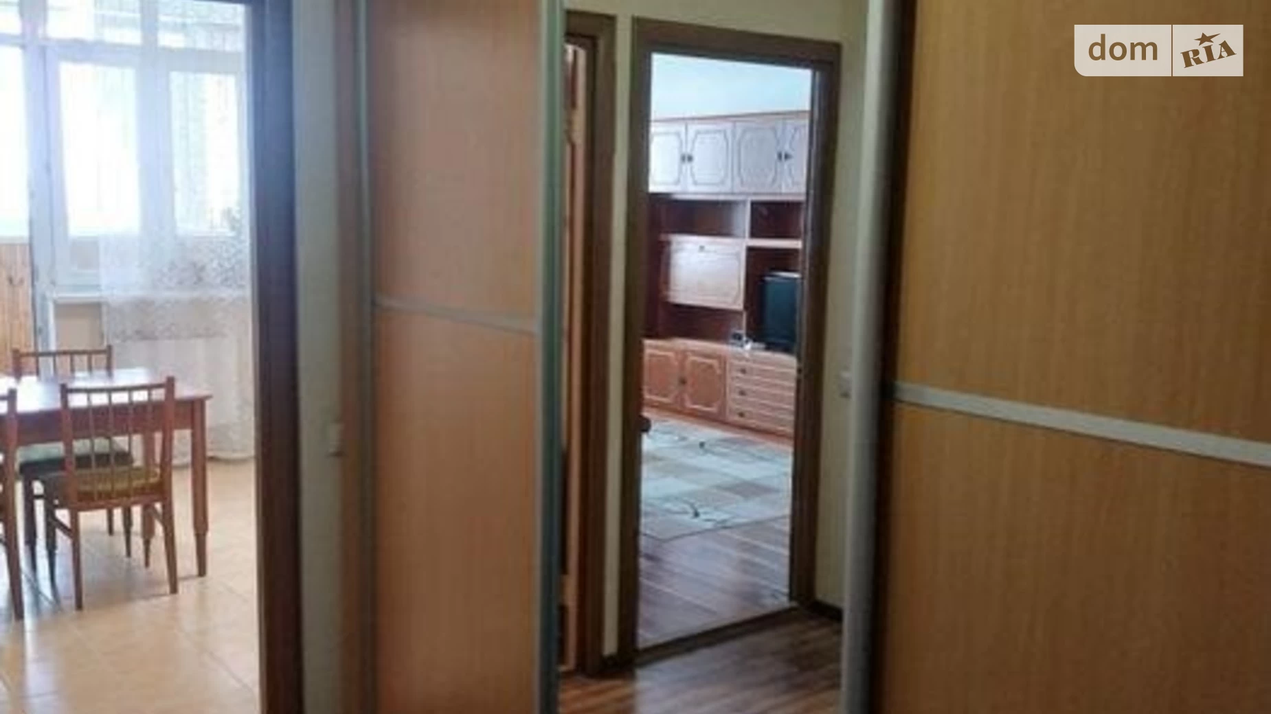Продается 1-комнатная квартира 52 кв. м в Киеве, ул. Воскресенская, 2А