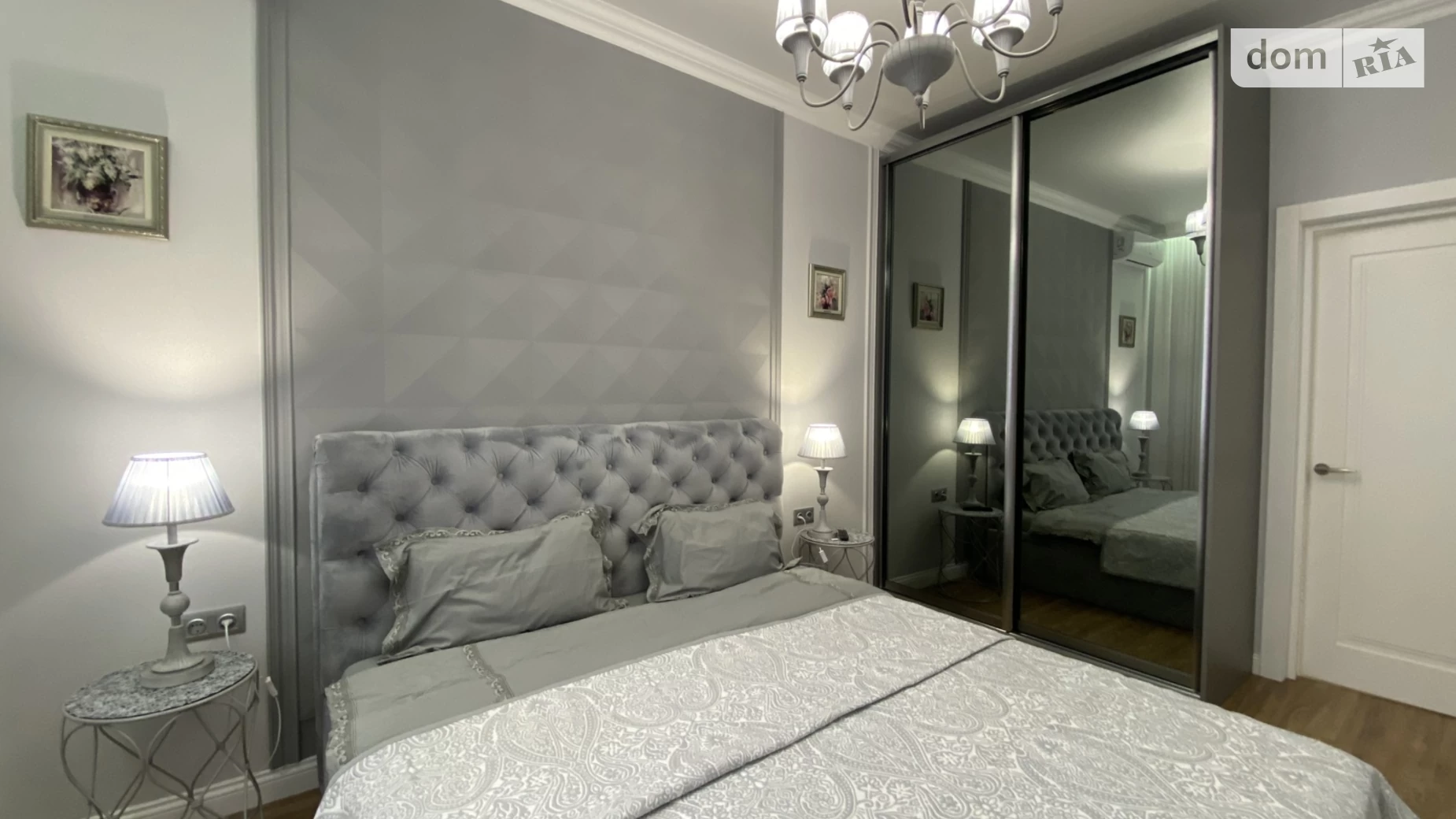 Продается 2-комнатная квартира 100 кв. м в Одессе, плато Гагаринское