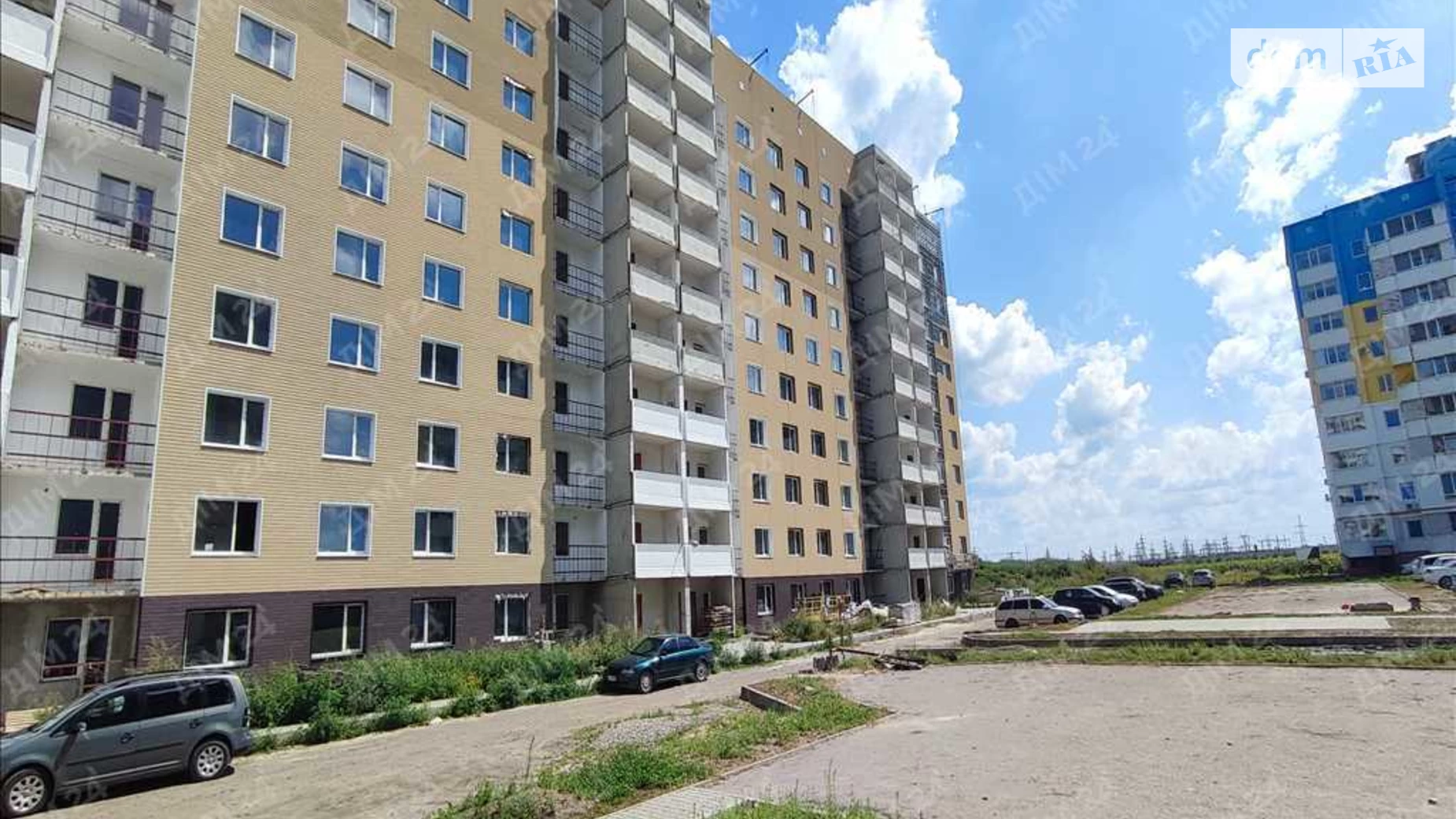 Продається 1-кімнатна квартира 45 кв. м у Полтаві, вул. Параджанова