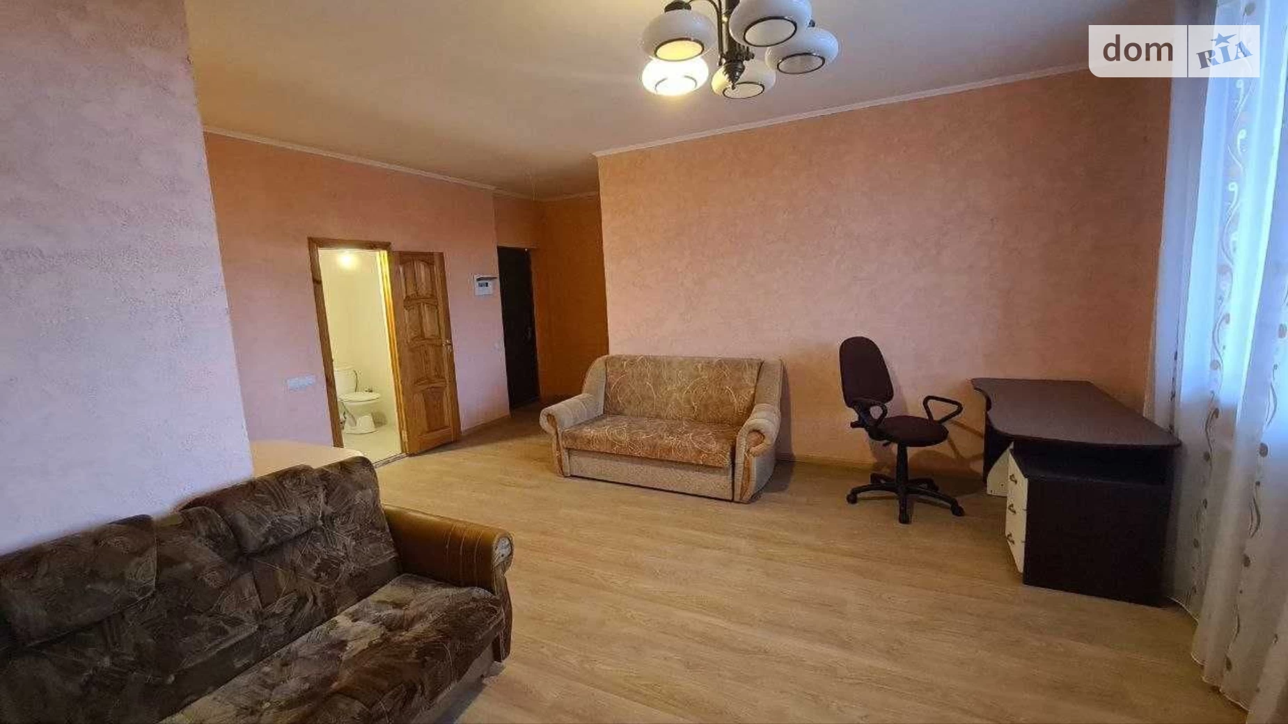 Продается 1-комнатная квартира 27 кв. м в Киеве, ул. Сулеймана Стальского - фото 2