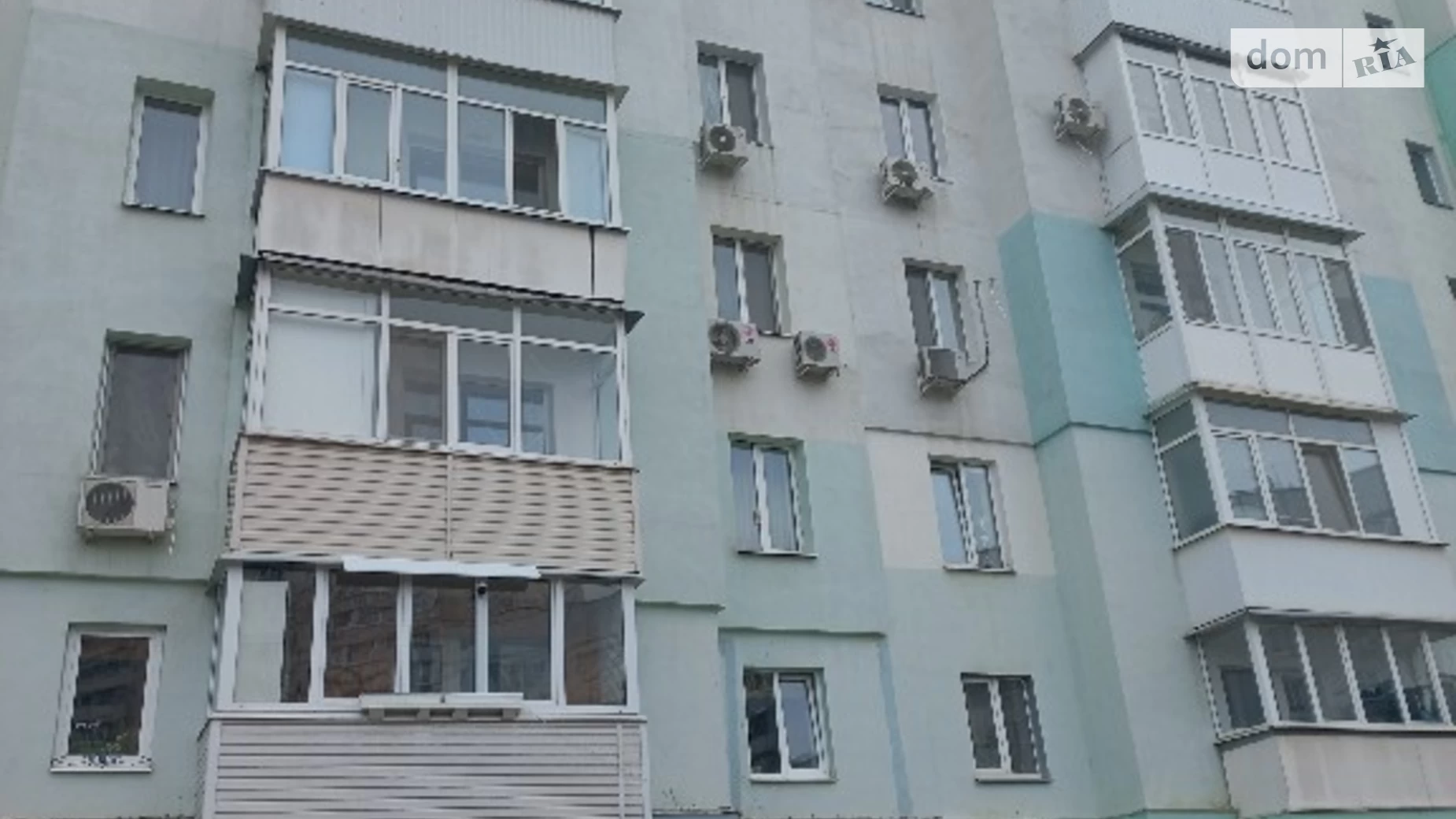 Продается 2-комнатная квартира 60 кв. м в Харькове, ул. Энвера Ахсарова, 3Г