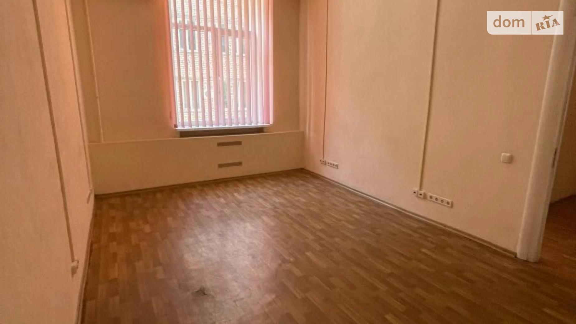 Сдается в аренду офис 49.6 кв. м в бизнес-центре, цена: 15000 грн - фото 2
