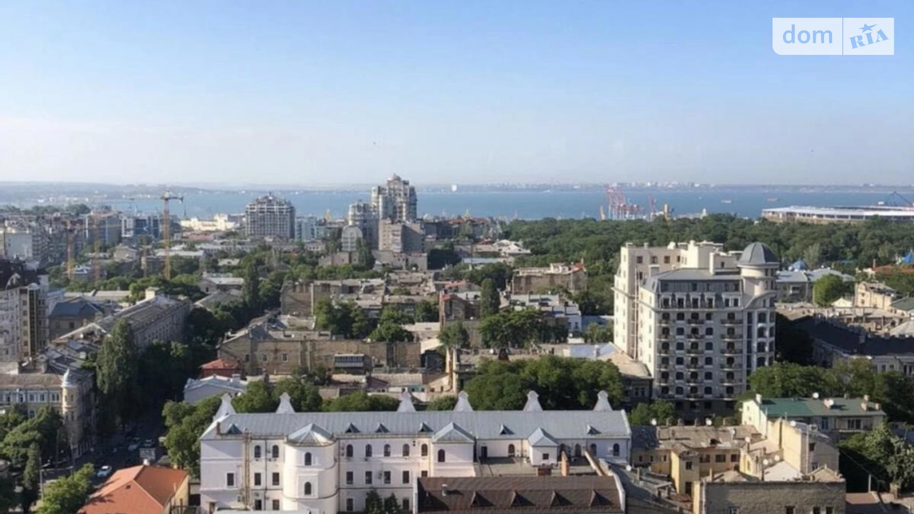 Продается 2-комнатная квартира 98 кв. м в Одессе, ул. Большая Арнаутская, 23Б