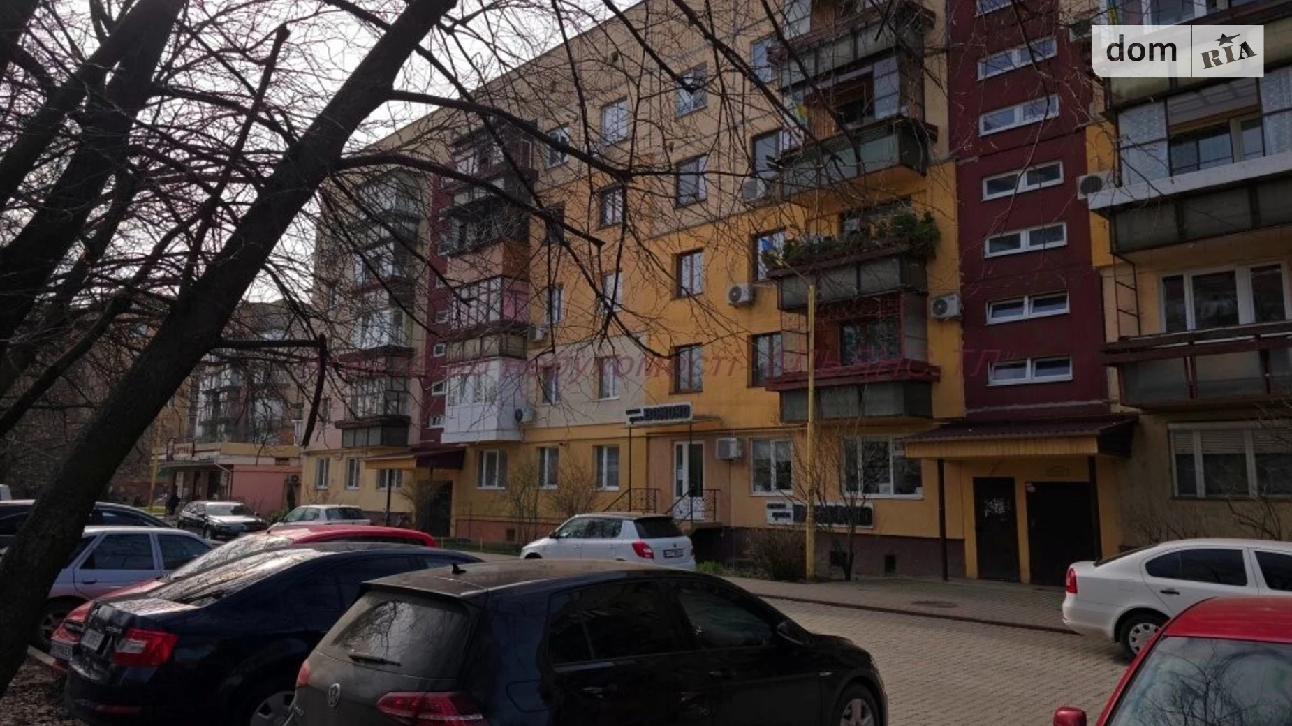 Продается 3-комнатная квартира 66 кв. м в Ужгороде, ул. Легоцкого - фото 2