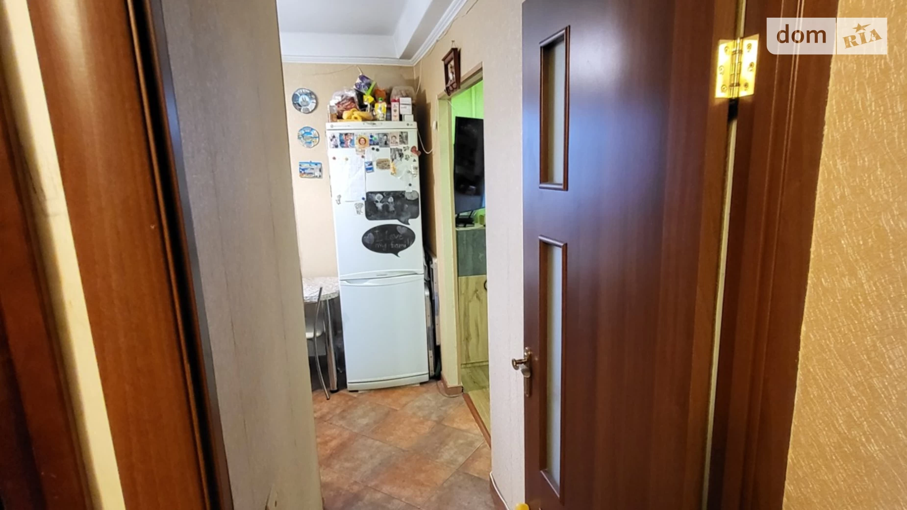 Продается 3-комнатная квартира 61 кв. м в Киеве, просп. Лесной, 25А