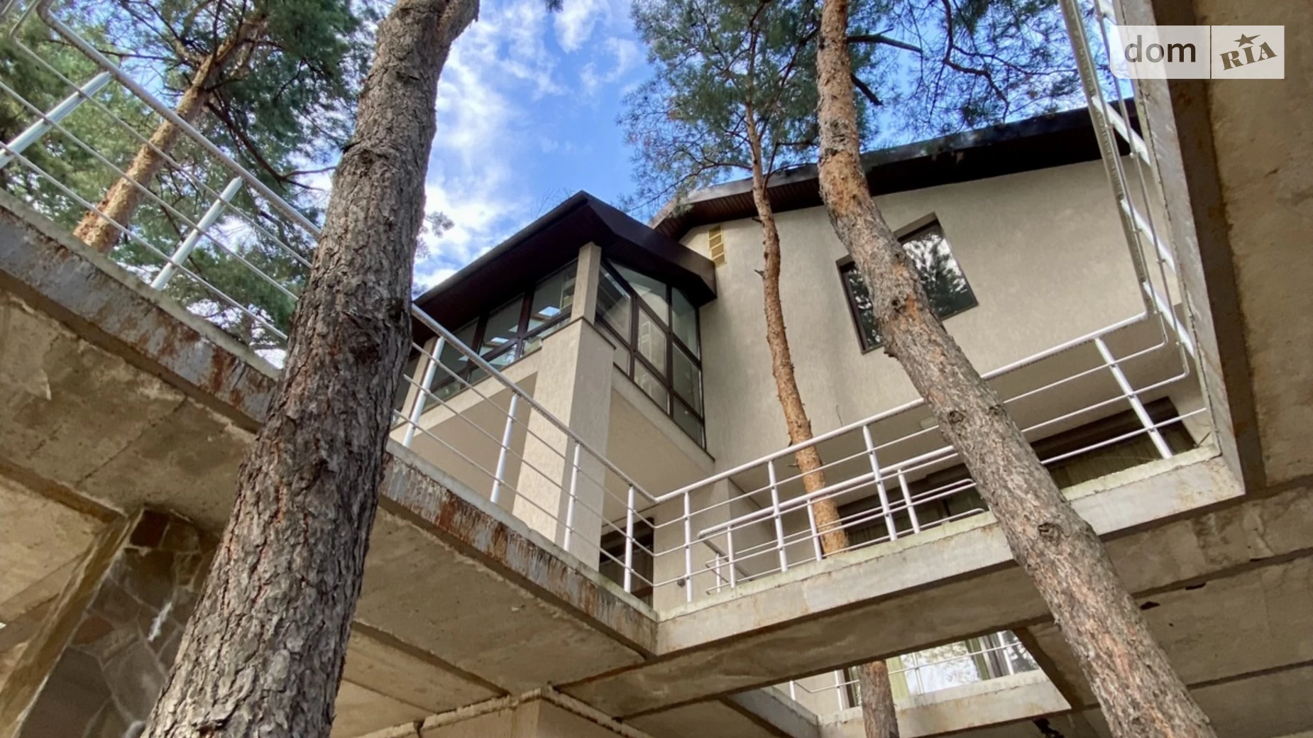 Продається будинок 3 поверховий 450 кв. м з каміном, цена: 250000 $ - фото 2