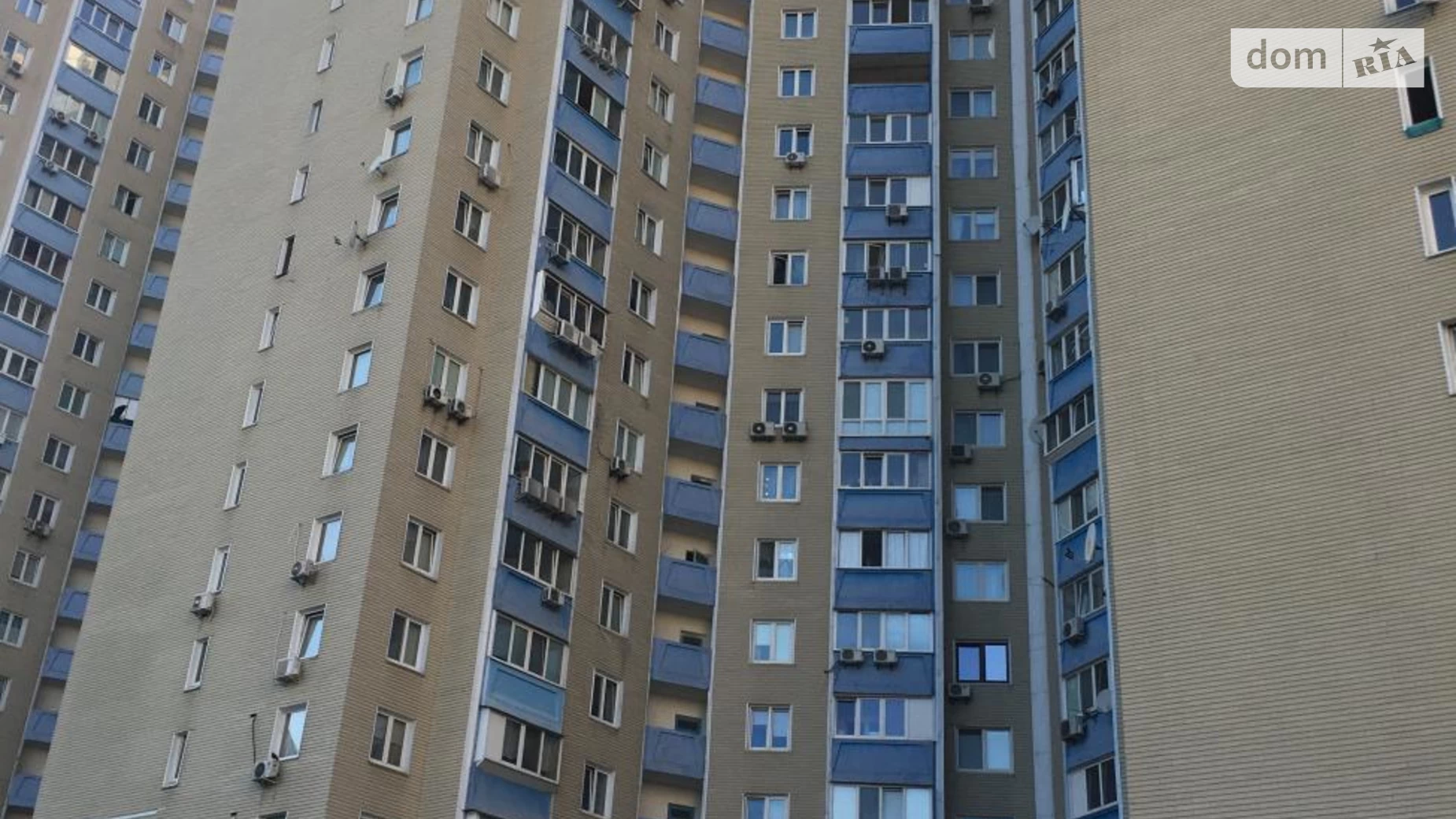 Продается 2-комнатная квартира 74 кв. м в Киеве, просп. Европейского Союза(Правды), 31А