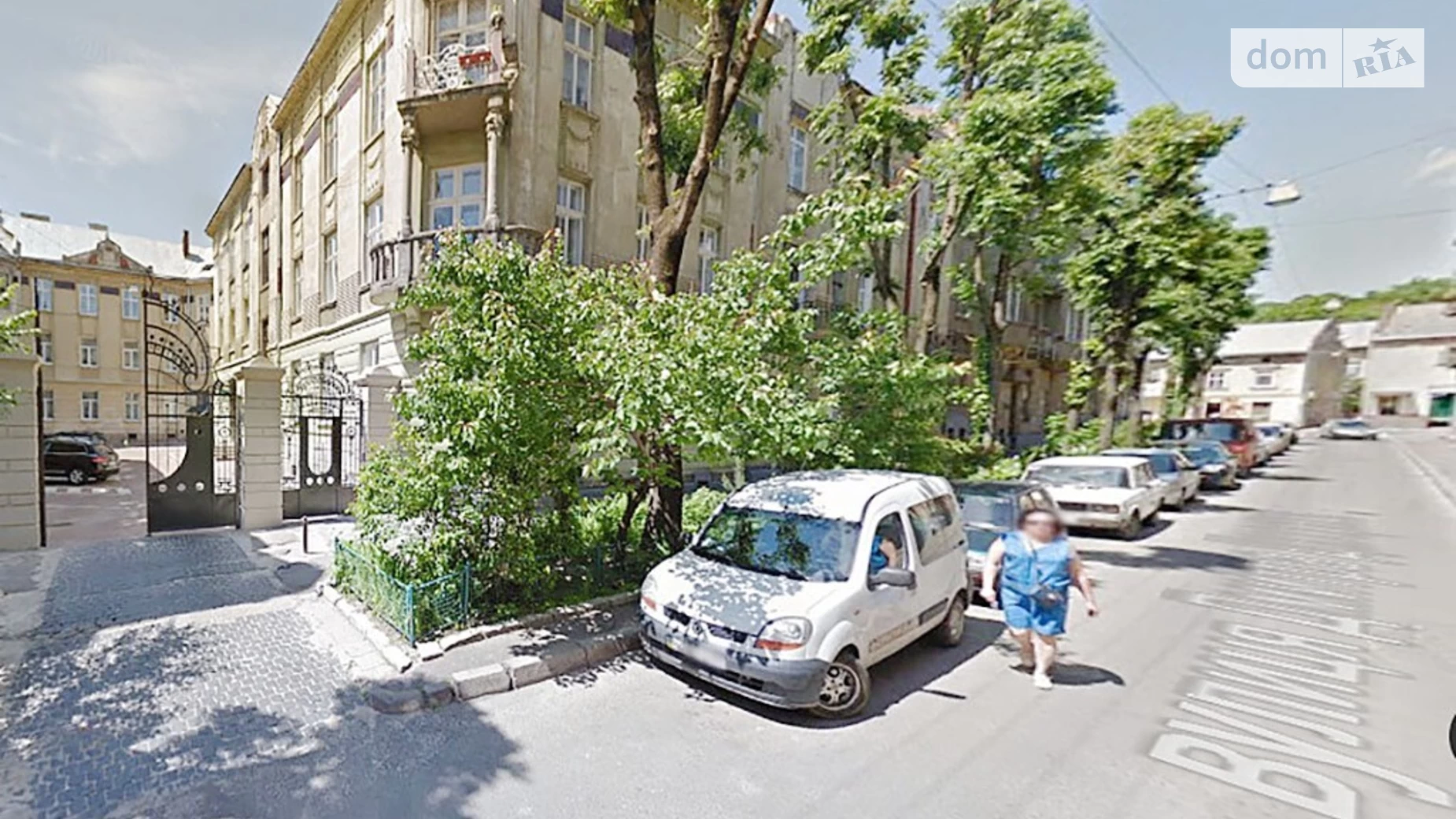 Продается 5-комнатная квартира 160 кв. м в Львове, ул. Донцова Дмитрия