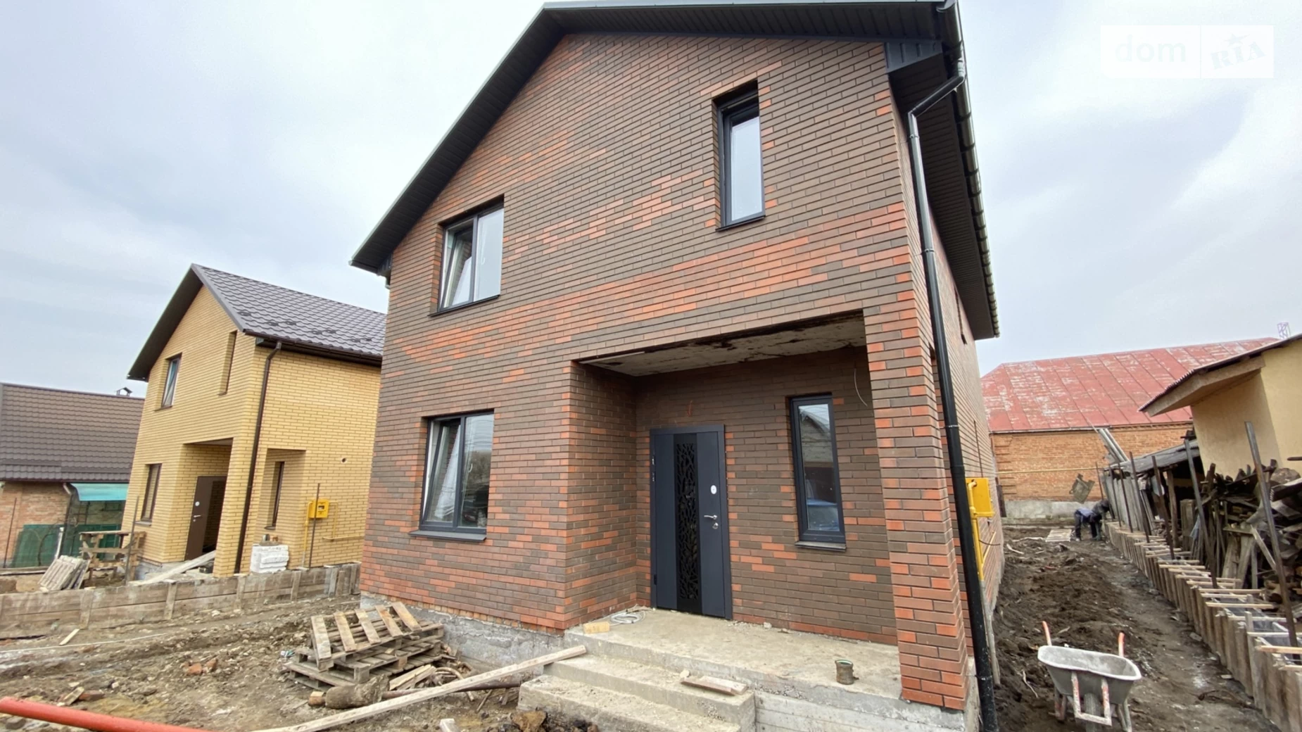 Продается дом на 2 этажа 125 кв. м с террасой, цена: 130000 $ - фото 2