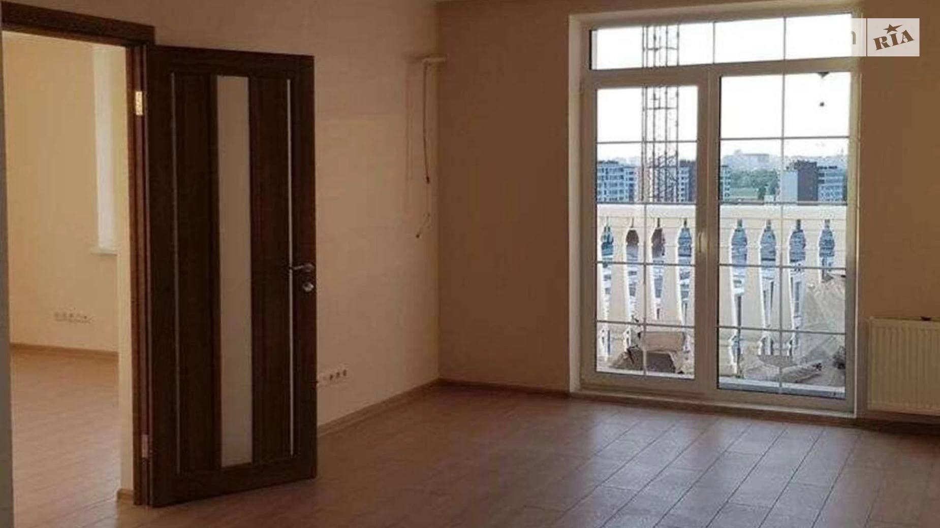 Продается 3-комнатная квартира 80 кв. м в Киеве, ул. Михаила Максимовича, 26