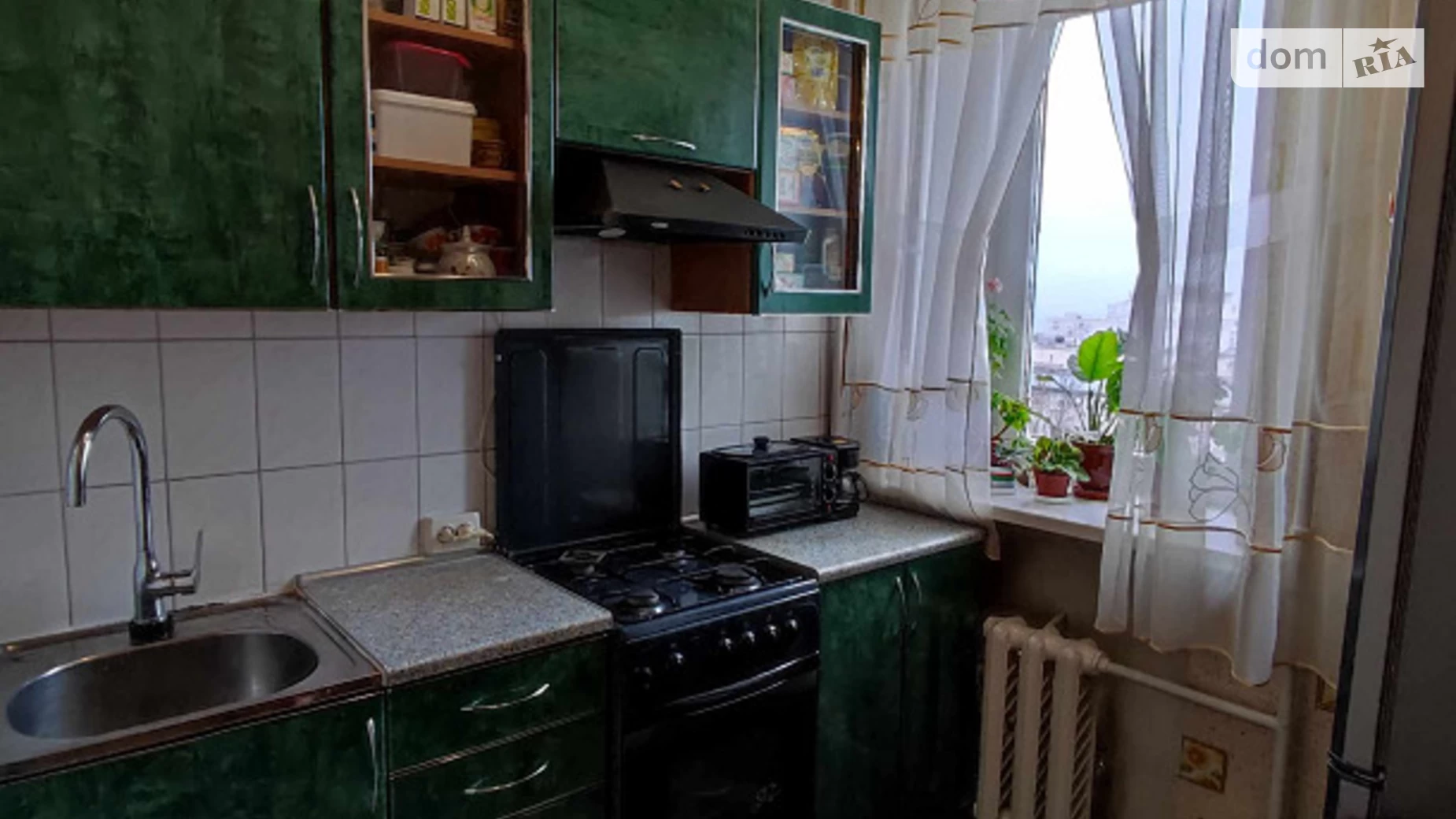 Продается 1-комнатная квартира 22.1 кв. м в Черноморске, ул. Александрийская