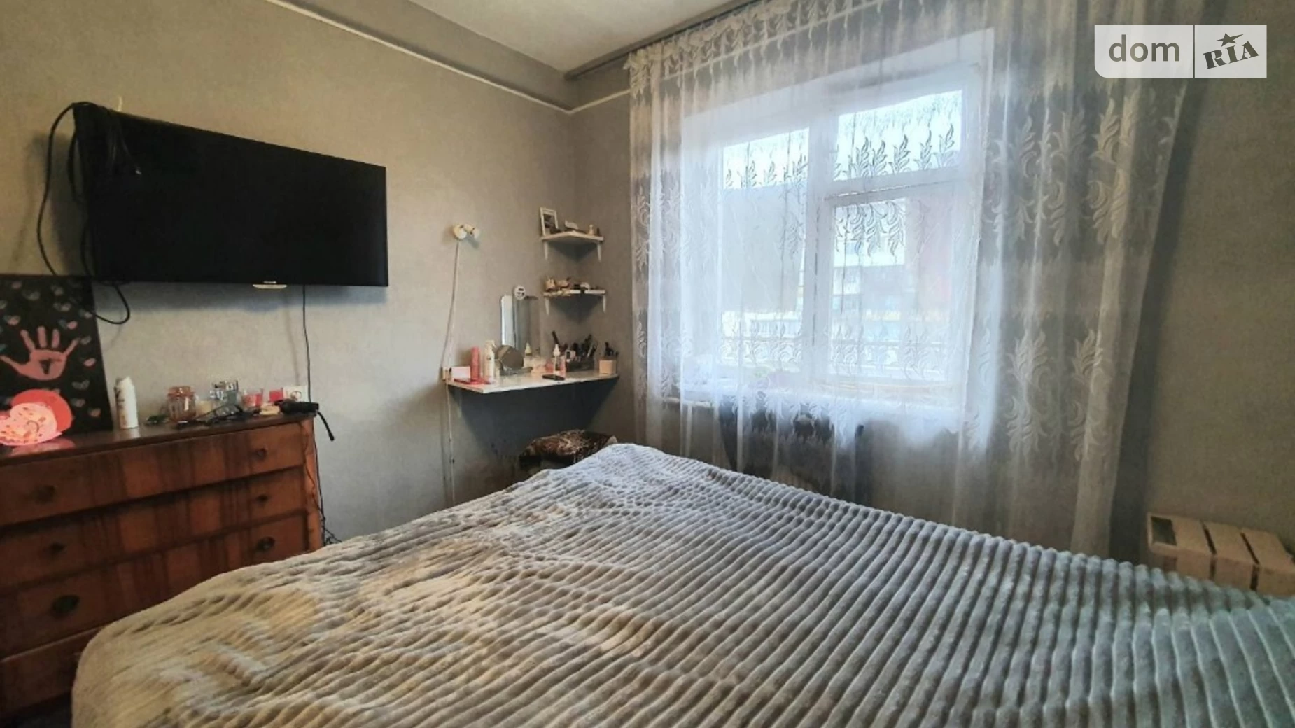 Продается 2-комнатная квартира 47 кв. м в Киеве, ул. Дубровицкая, 5