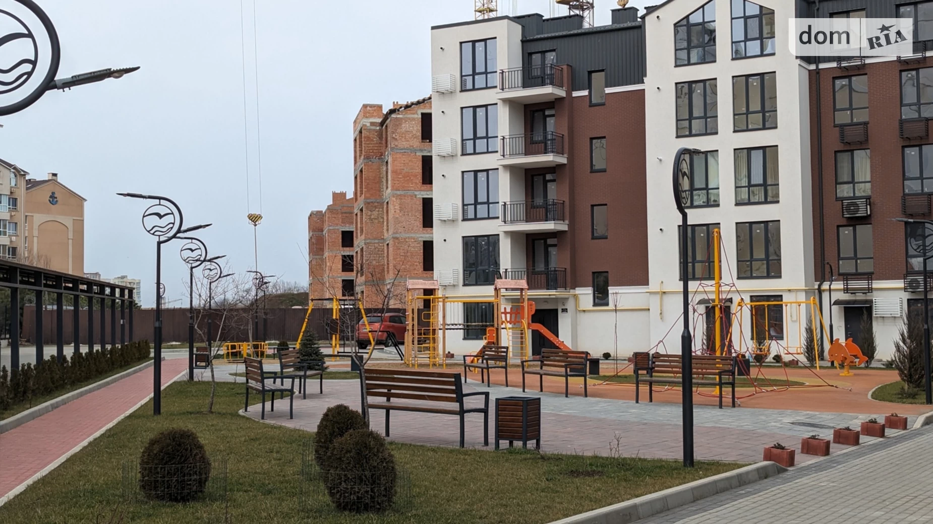 Продается 2-комнатная квартира 74.6 кв. м в Одессе, ул. Академика Сахарова - фото 2