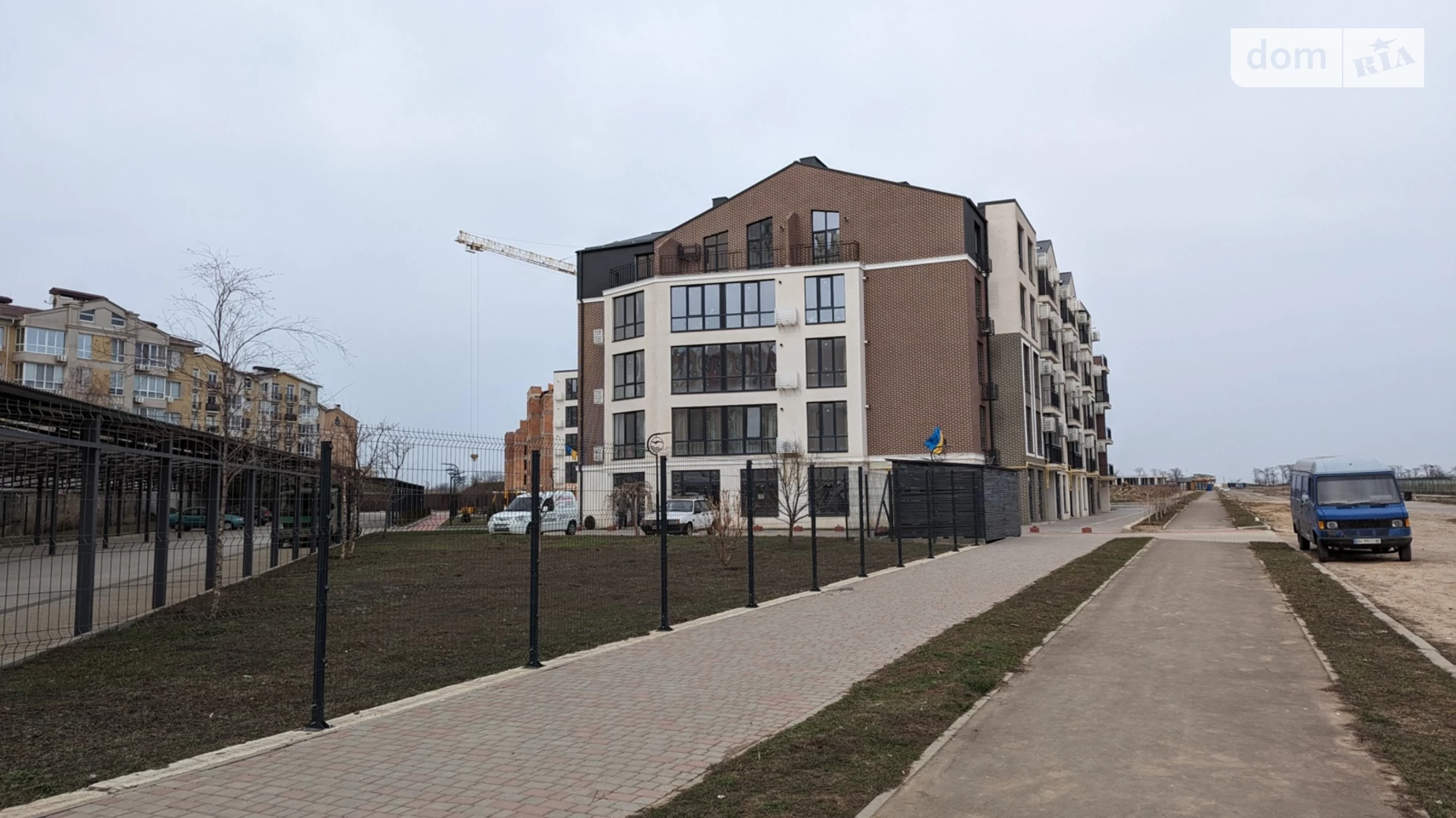Продается 2-комнатная квартира 90 кв. м в Одессе, ул. Академика Сахарова - фото 2