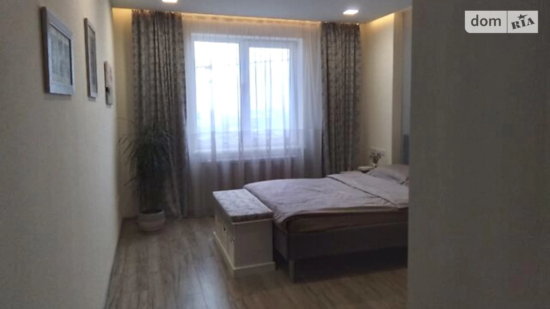 2-комнатная квартира 77 кв. м в Тернополе, ул. Довженко Александра
