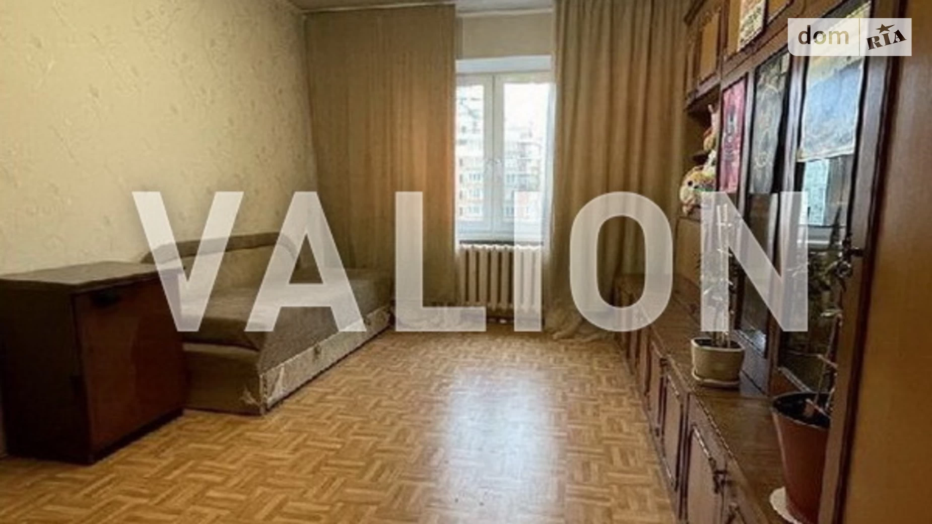 Продается 3-комнатная квартира 96.4 кв. м в Киеве
