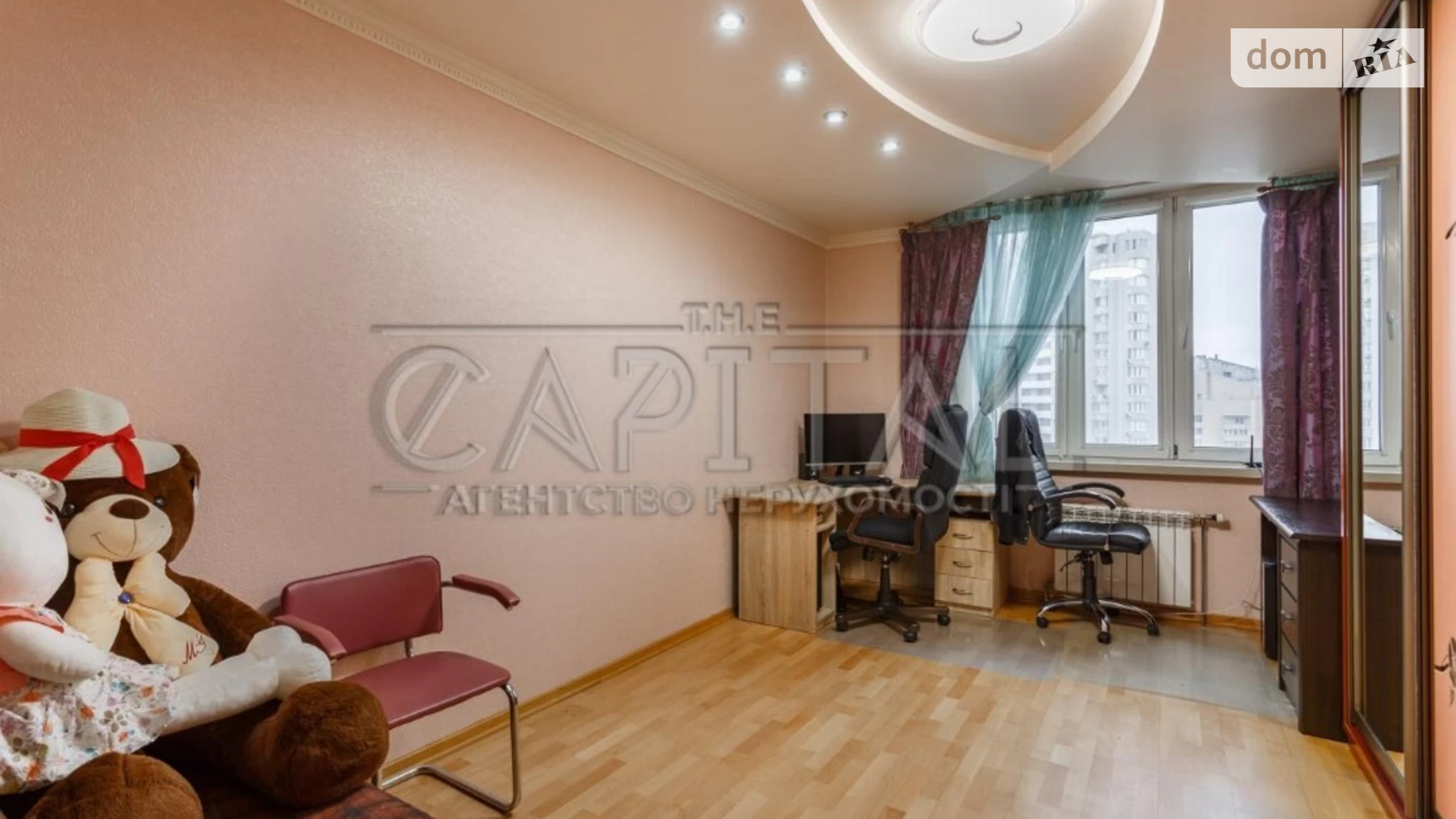 Продается 3-комнатная квартира 97 кв. м в Киеве