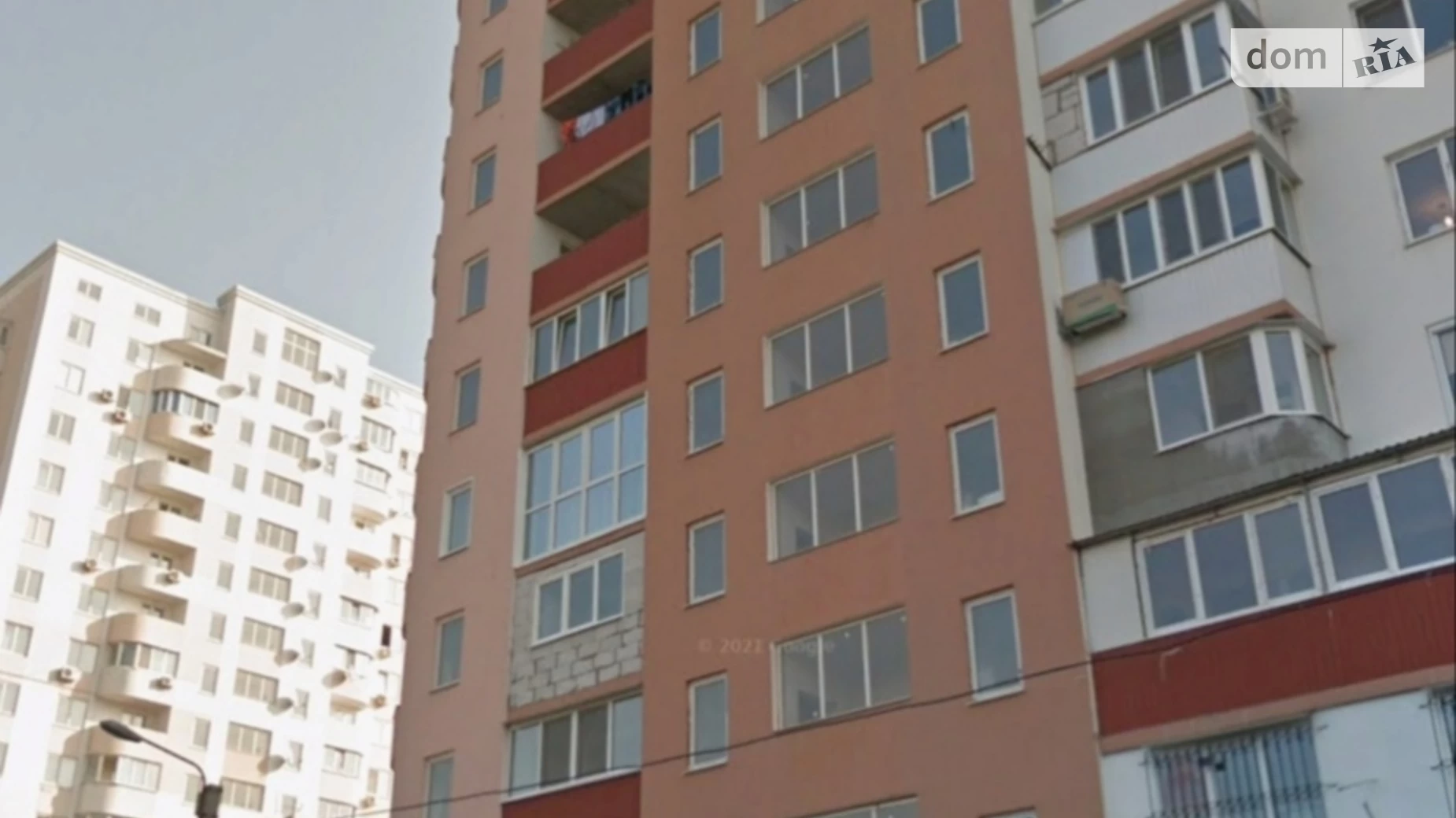 Продается 1-комнатная квартира 33 кв. м в Одессе, мас. Радужный