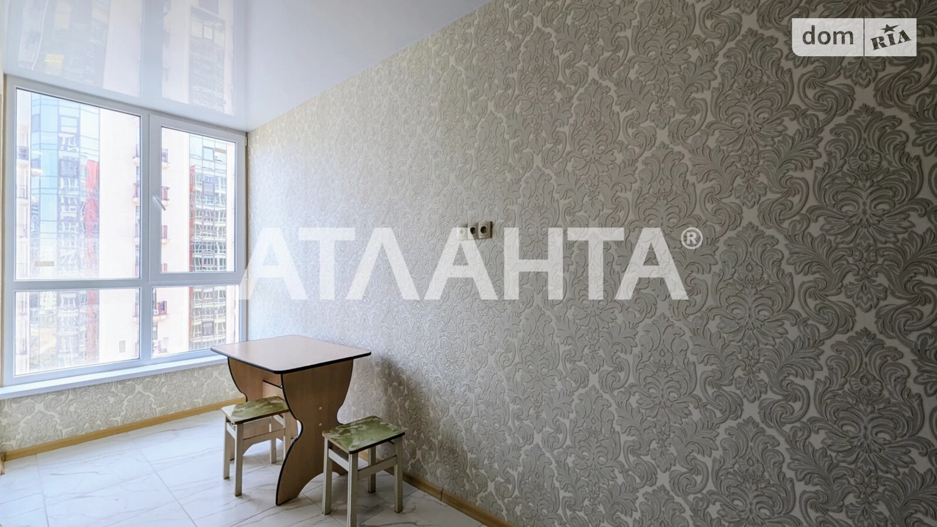 Продается 1-комнатная квартира 21 кв. м в Одессе, просп. Небесной Сотни, 101