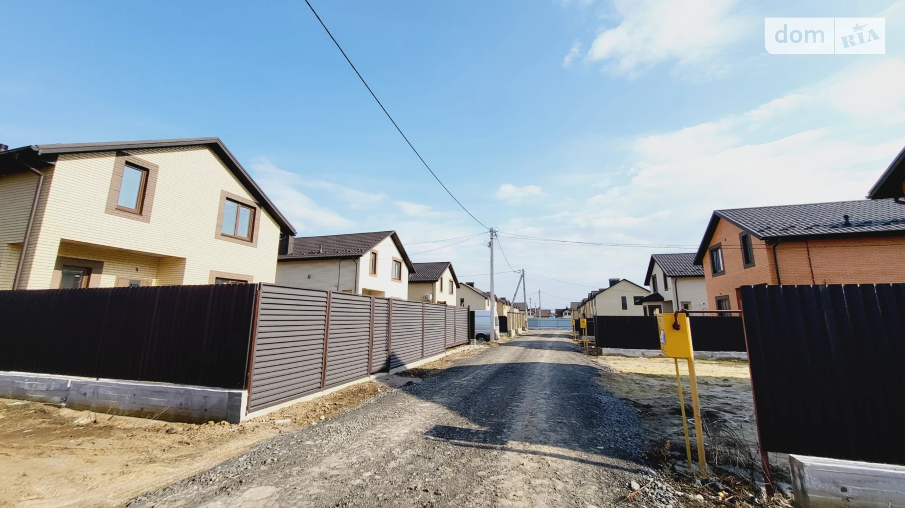 Продается дом на 2 этажа 120 кв. м с балконом, цена: 130000 $ - фото 2