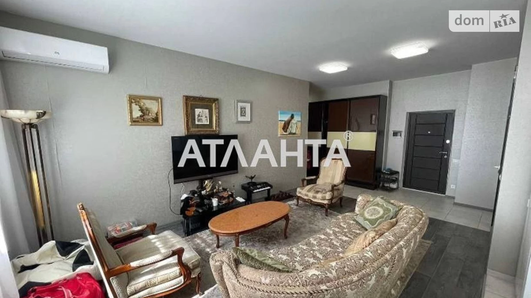 Продається 2-кімнатна квартира 90 кв. м у Одесі, вул. Педагогічна