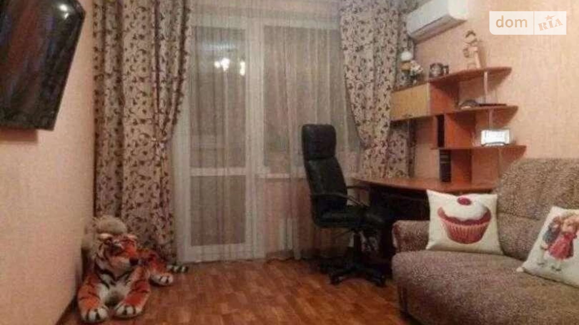 Продается 1-комнатная квартира 33 кв. м в Харькове, просп. Юбилейный, 53