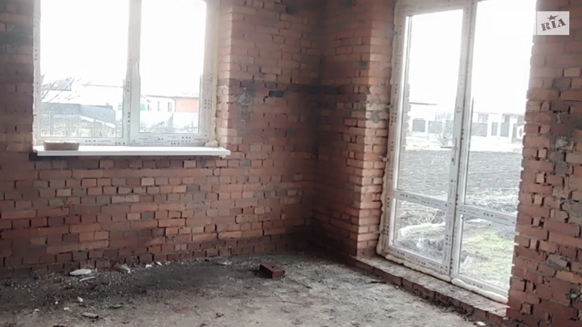 Продається одноповерховий будинок 100 кв. м з гаражем, цена: 97000 $ - фото 4