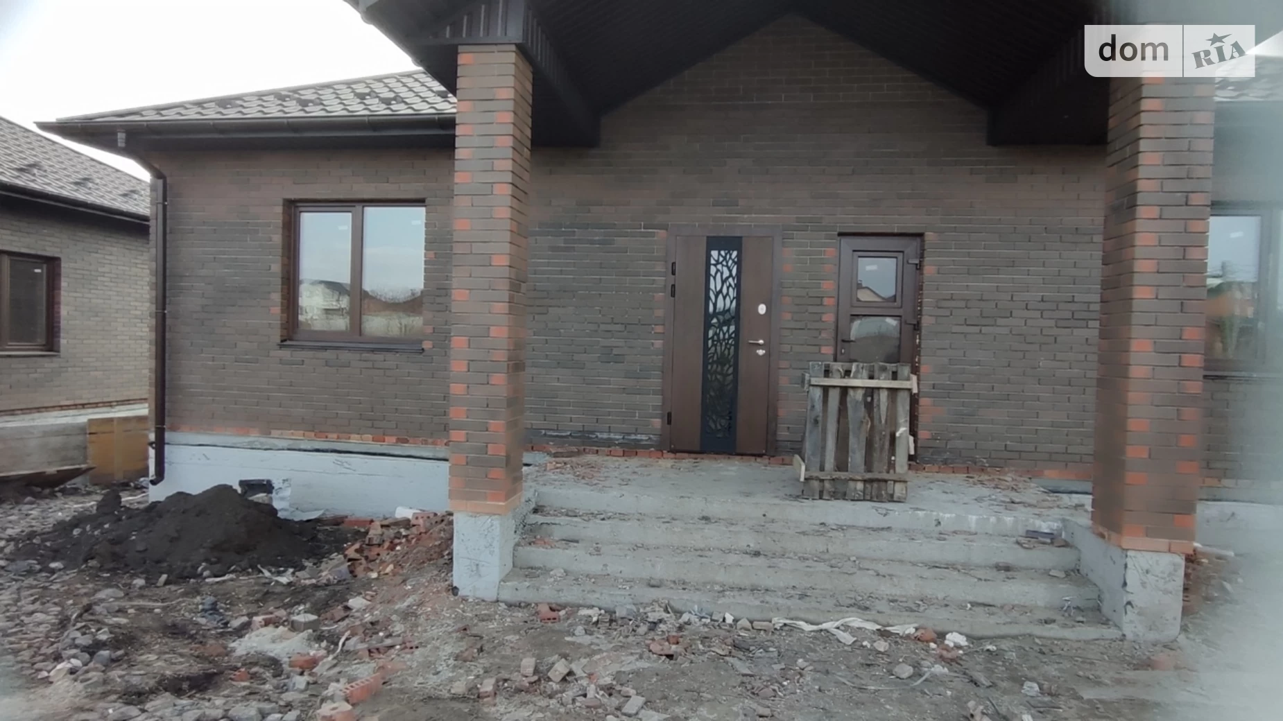 Продається одноповерховий будинок 100 кв. м з гаражем, цена: 97000 $ - фото 2