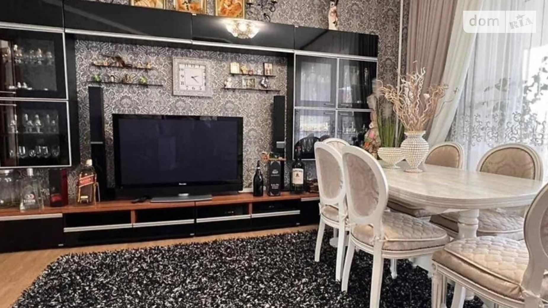 Продается дом на 2 этажа 304.2 кв. м с верандой, цена: 267500 $ - фото 2