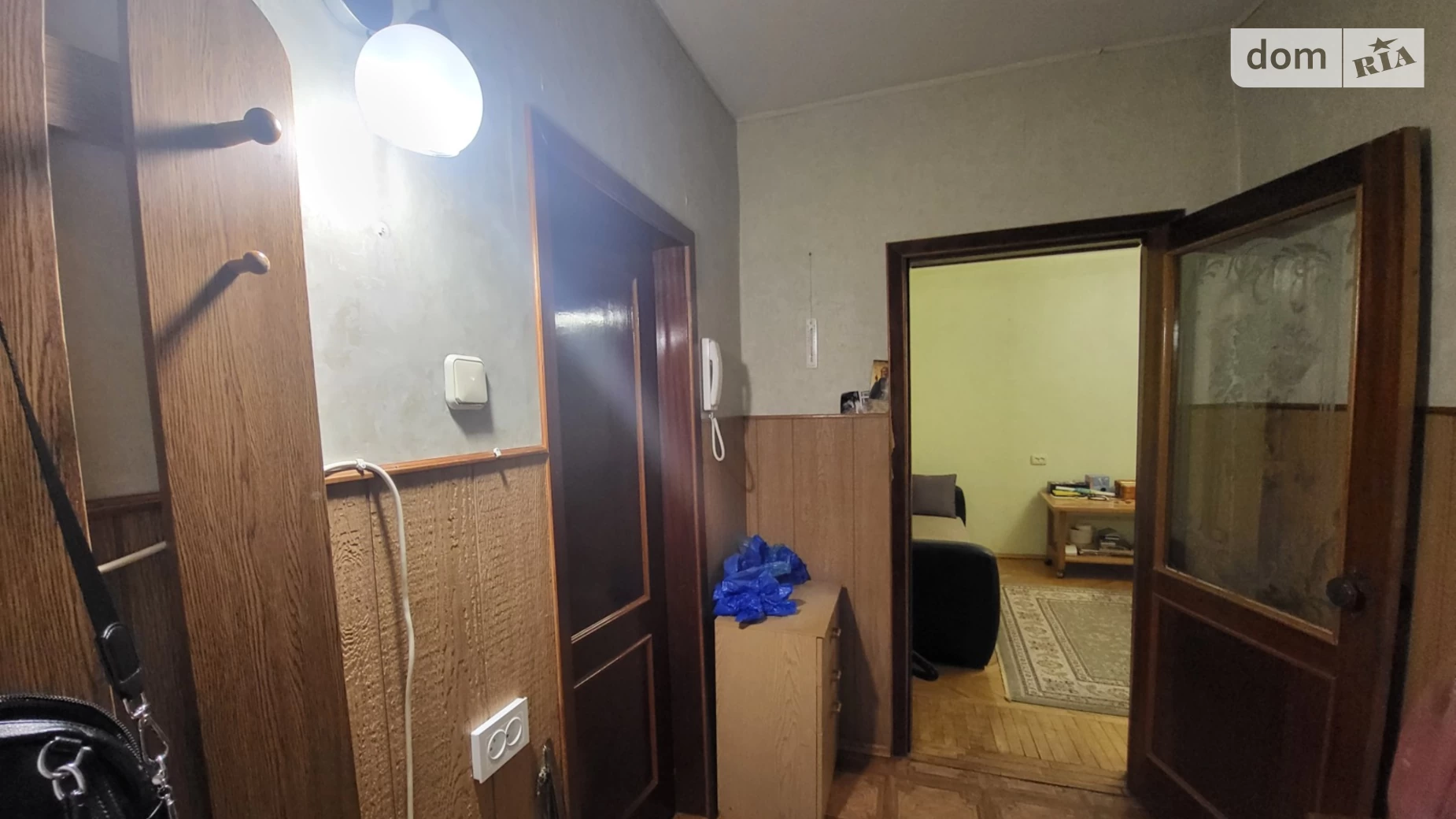 Продается 2-комнатная квартира 48 кв. м в Одессе, ул. Ильфа и Петрова, 27