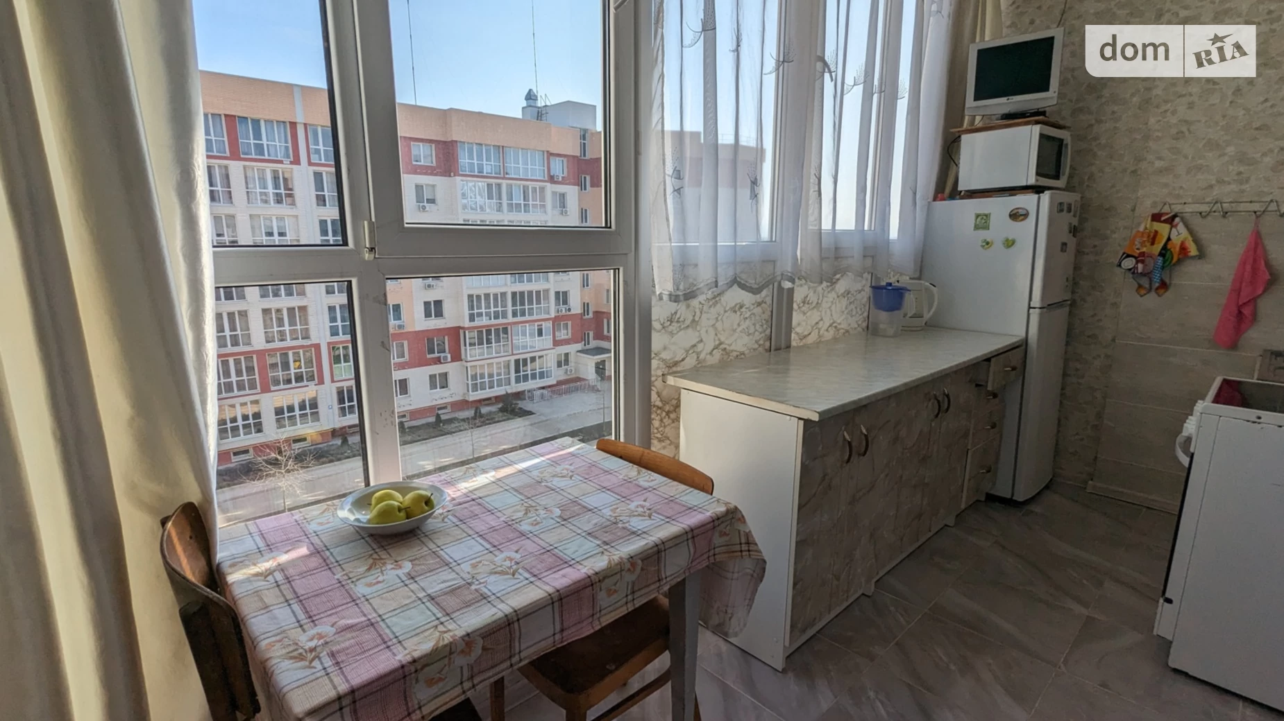Продается 2-комнатная квартира 42 кв. м в Одессе, ул. Строительная, undefined