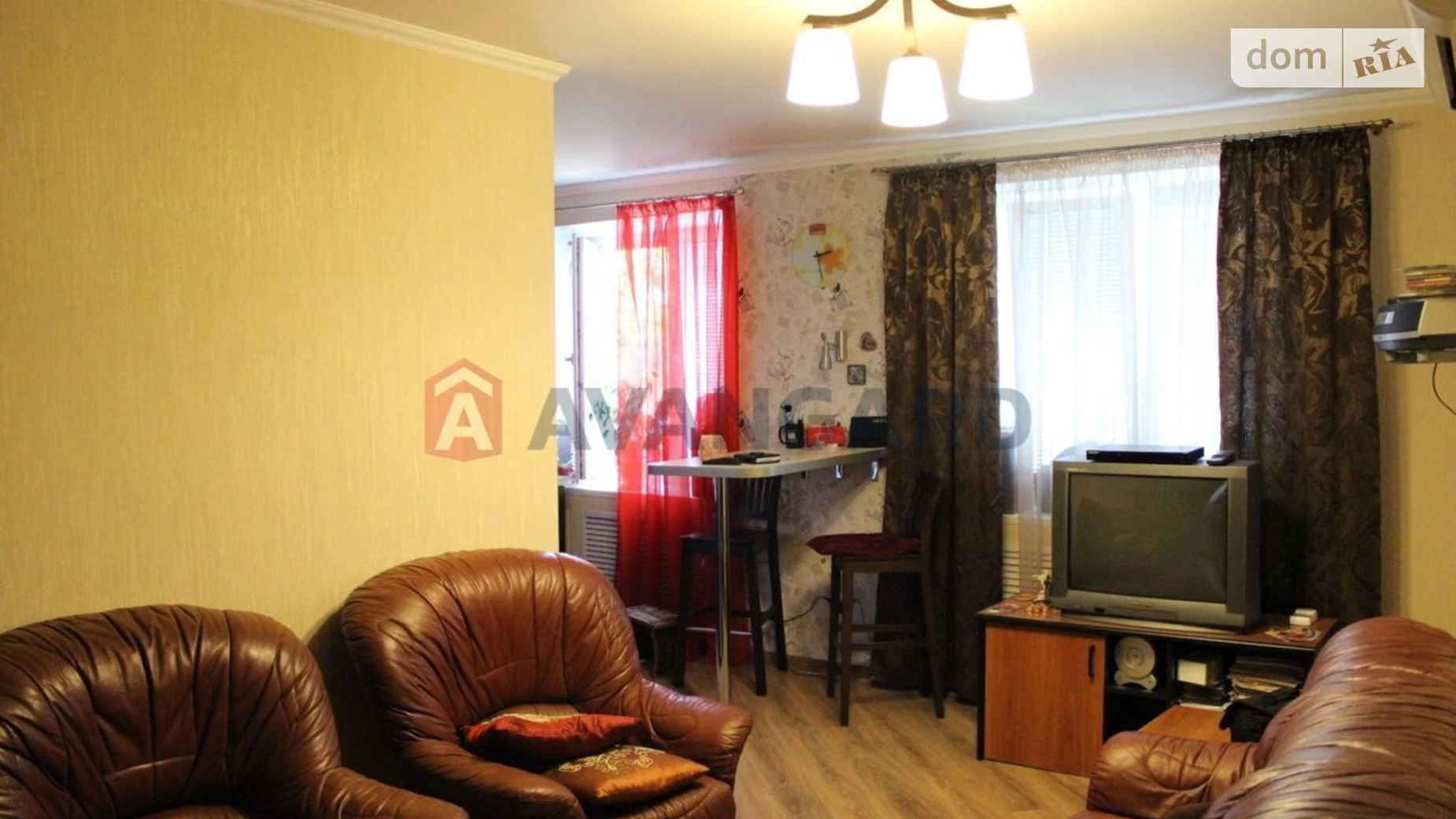 3-комнатная квартира 60 кв. м в Запорожье, ул. Комарова, 9 - фото 3