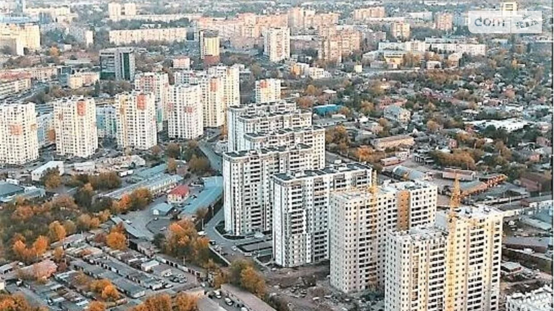 Продається 1-кімнатна квартира 43 кв. м у Харкові, вул. Заливна, 10