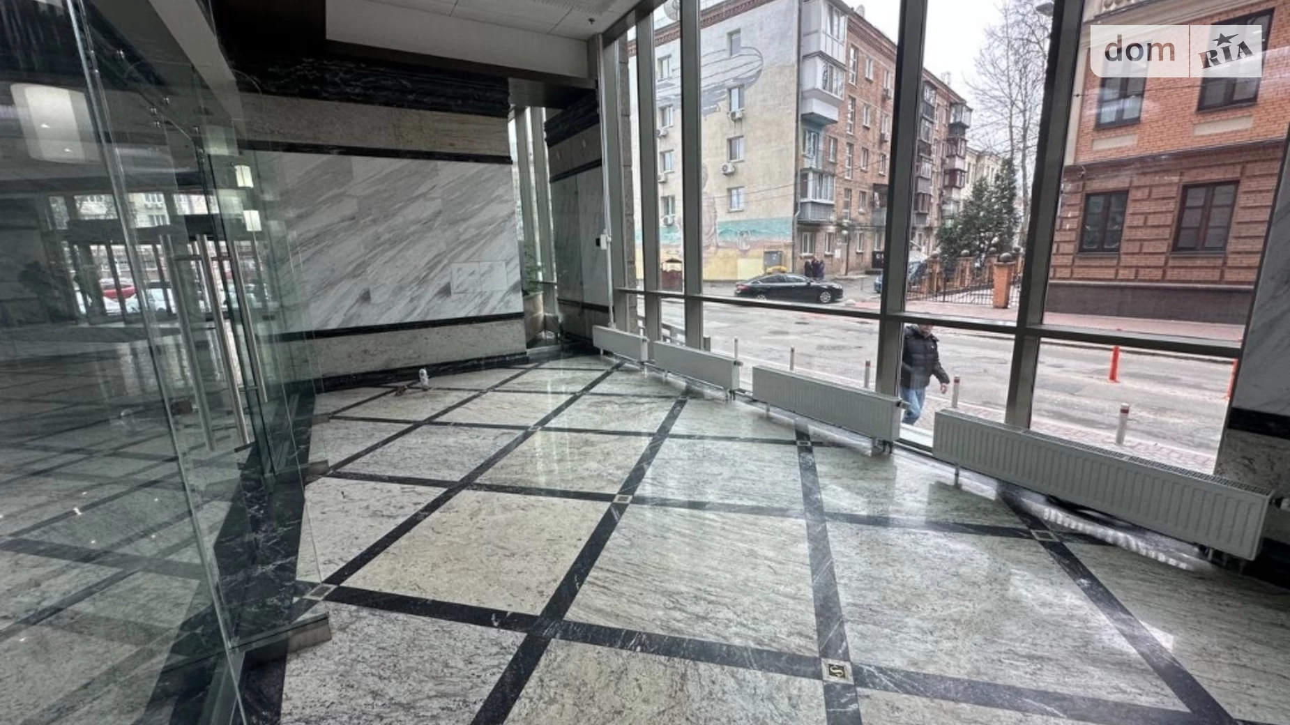 Сдается в аренду офис 31.5 кв. м в бизнес-центре, цена: 945 $ - фото 5