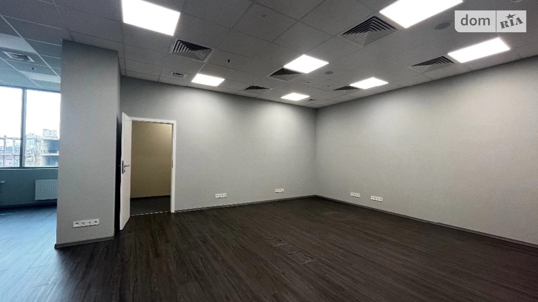 Сдается в аренду офис 203 кв. м в бизнес-центре, цена: 5377 $ - фото 4