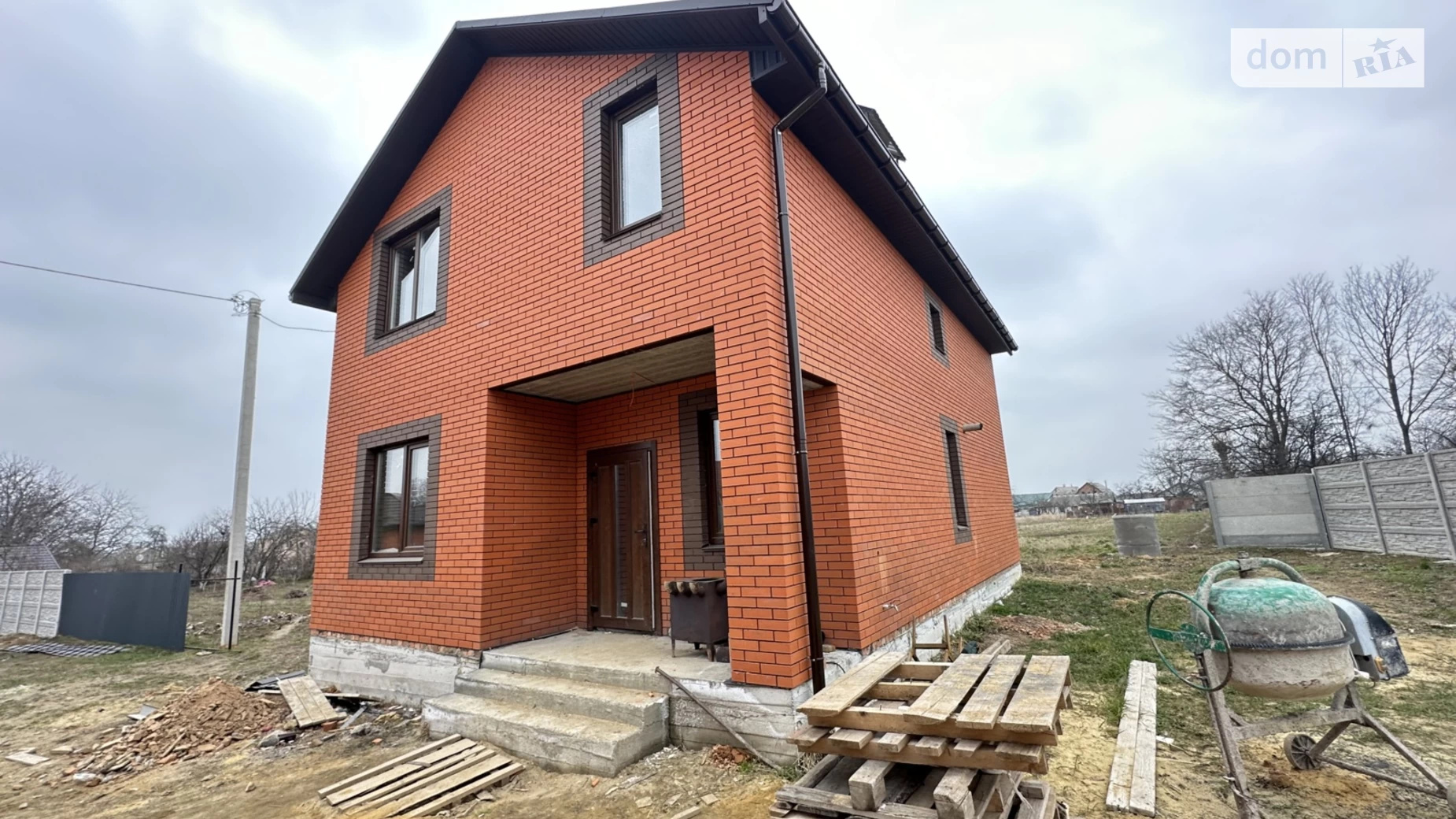 Продается дом на 2 этажа 125 кв. м с подвалом, цена: 75000 $ - фото 4