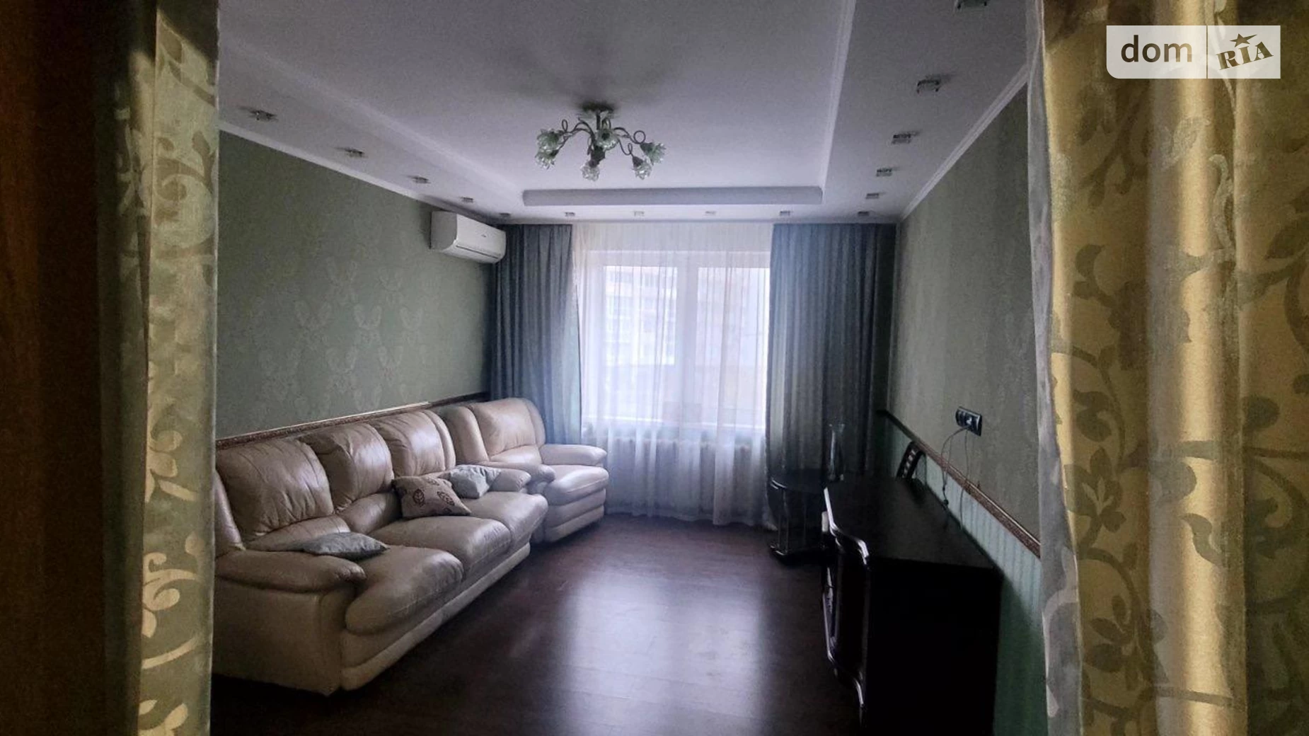 Продается 3-комнатная квартира 95 кв. м в Киеве, ул. Николая Лаврухина, 10