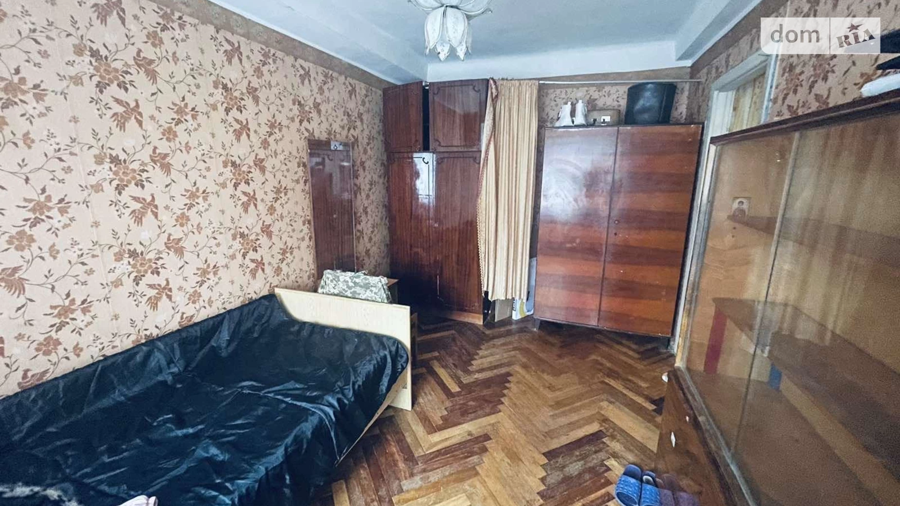 Продается 2-комнатная квартира 44 кв. м в Киеве, пер. Голосеевский, 89