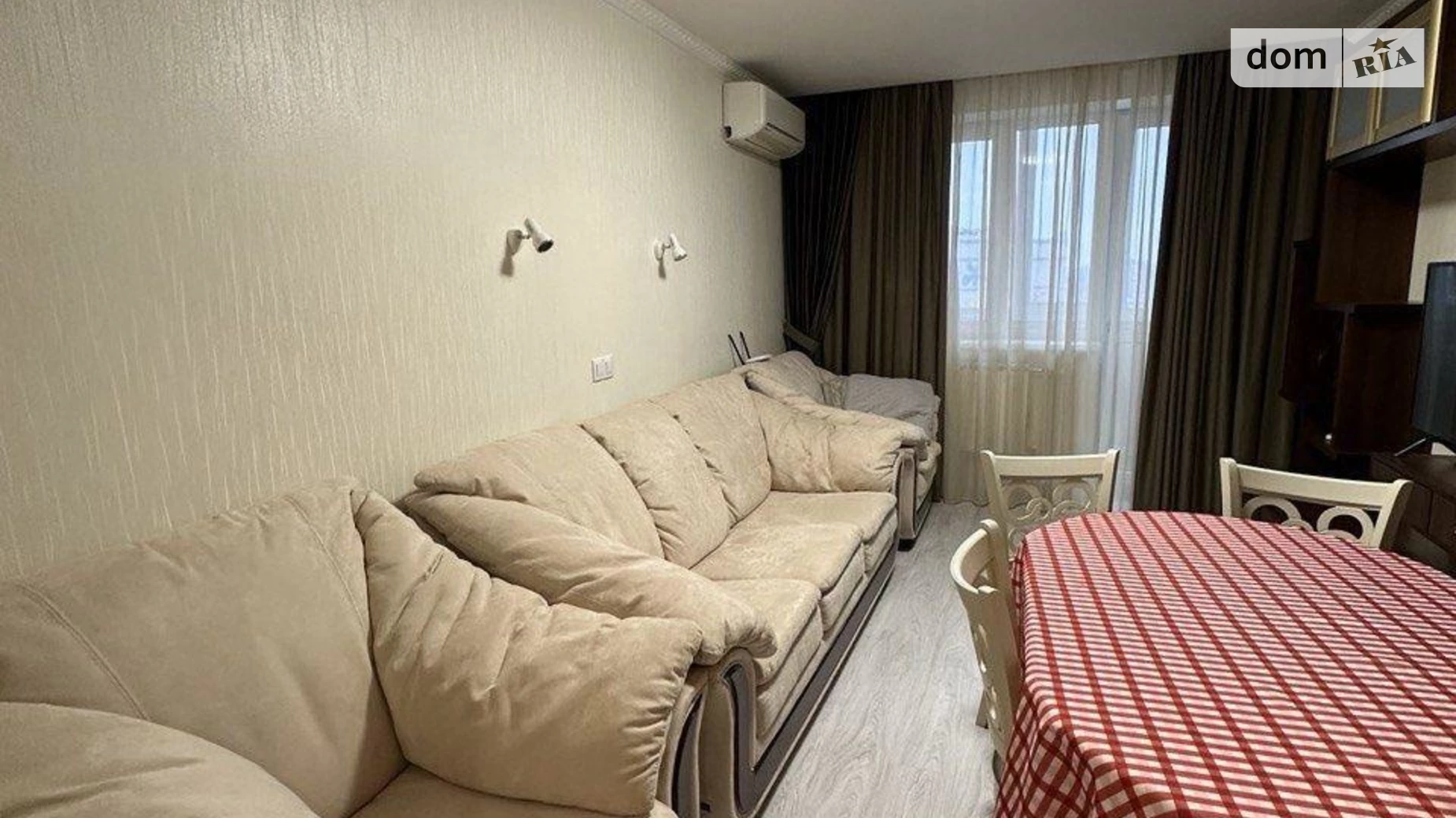 Продается 2-комнатная квартира 68 кв. м в Харькове, ул. Мирослава Мысли(Целиноградская), 58Б