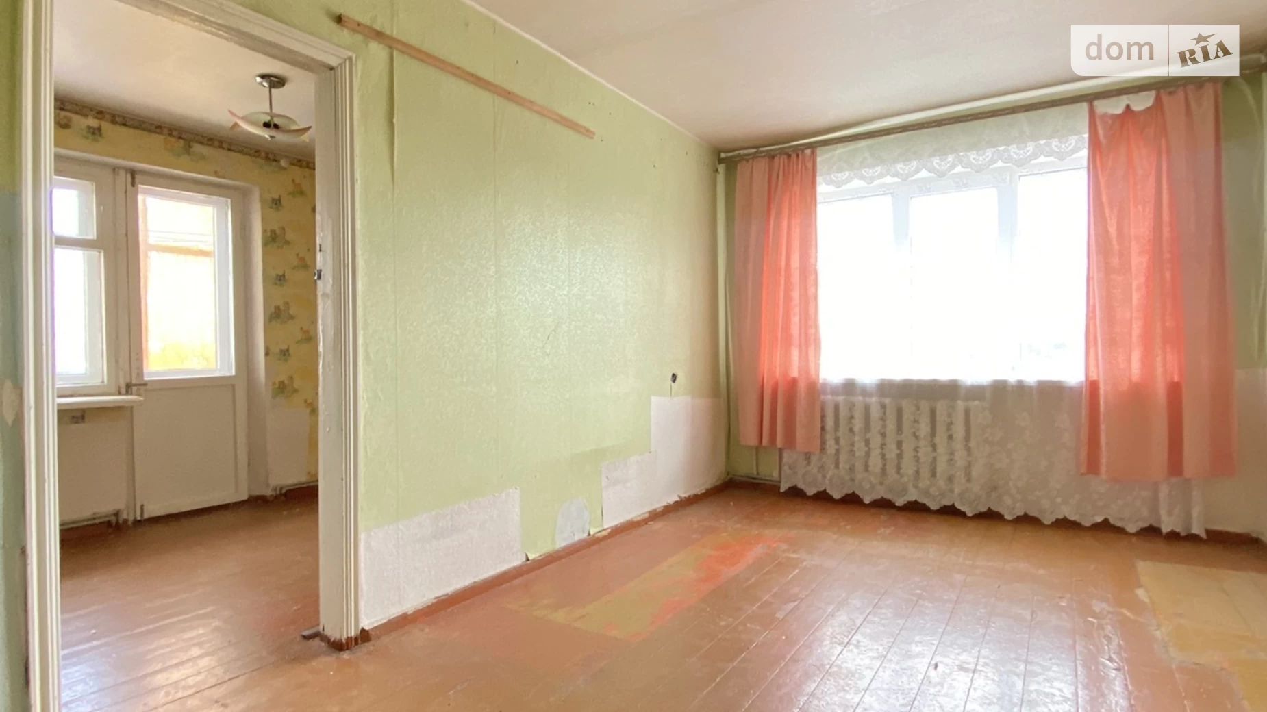 Продается 2-комнатная квартира 42 кв. м в Кропивницком