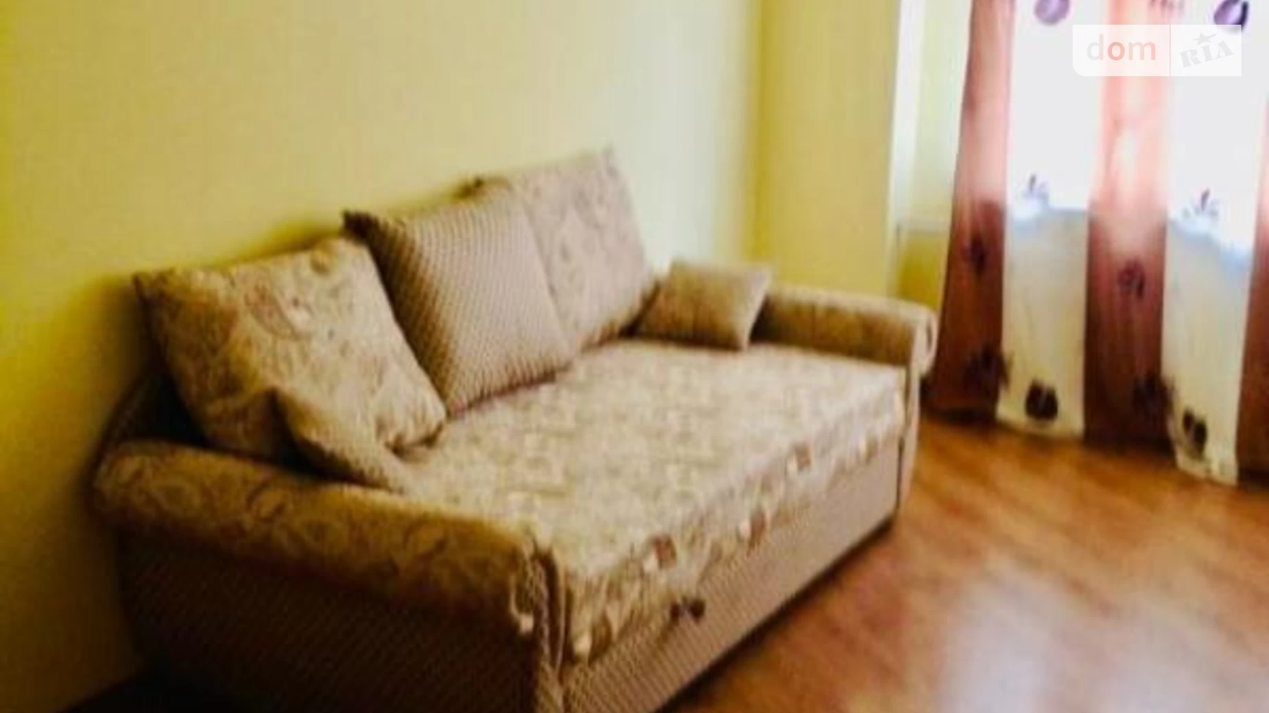 Продается 1-комнатная квартира 49 кв. м в Киеве, ул. Урловская, 34А