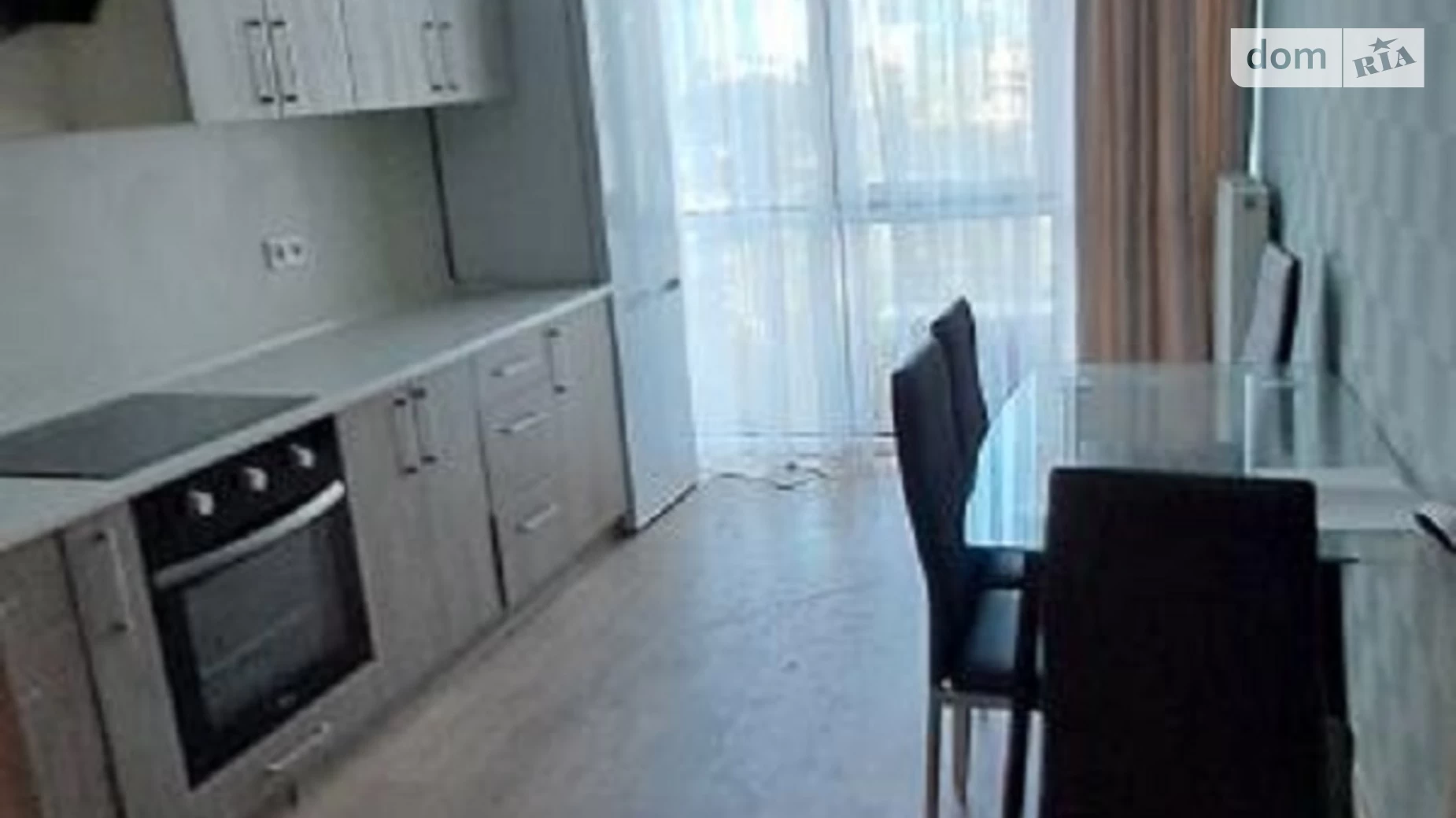Продается 1-комнатная квартира 42.5 кв. м в Одессе, ул. Генуэзская