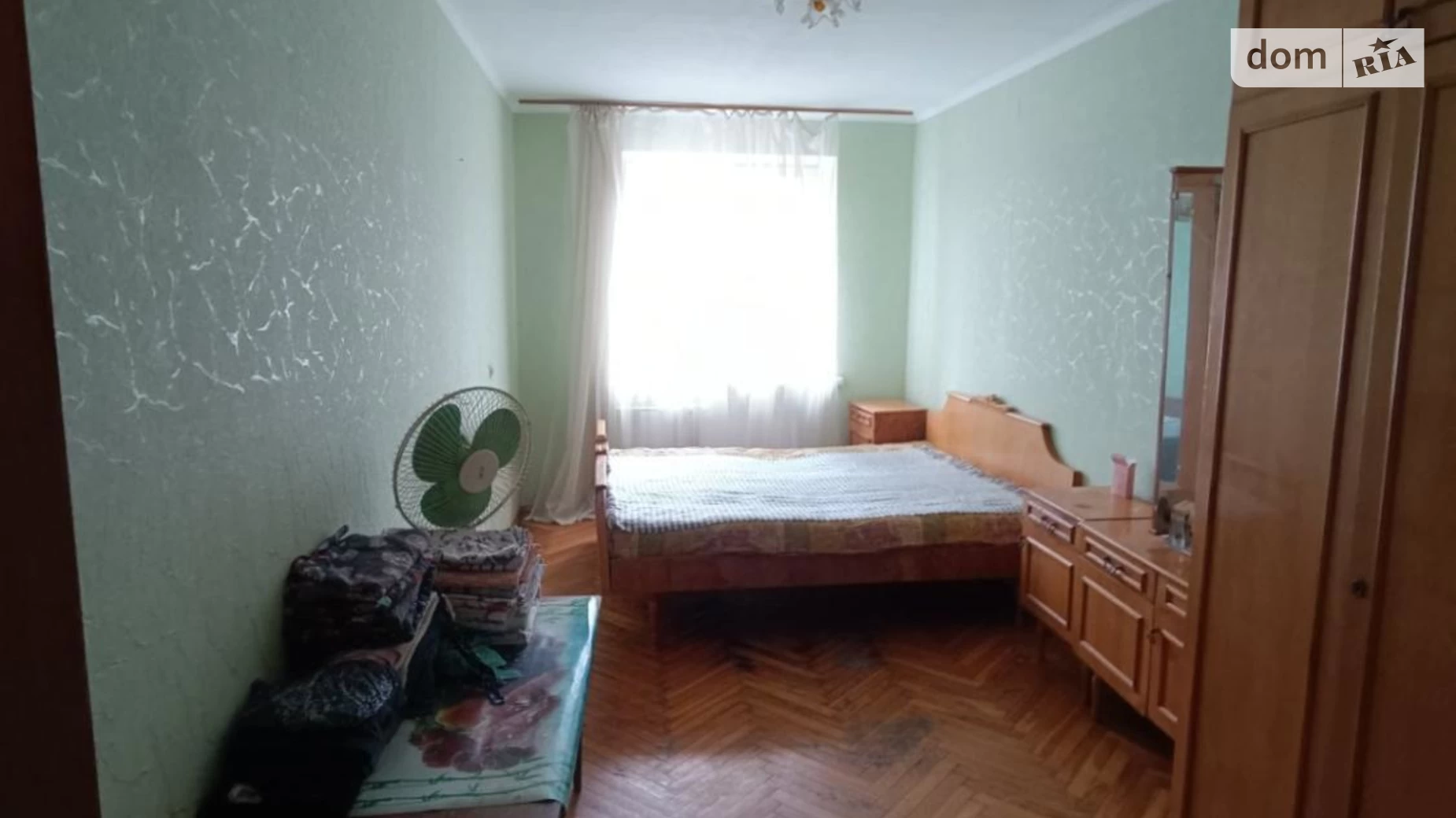 Продается 3-комнатная квартира 59 кв. м в Одессе, ул. Ивана и Юрия Лип, 70