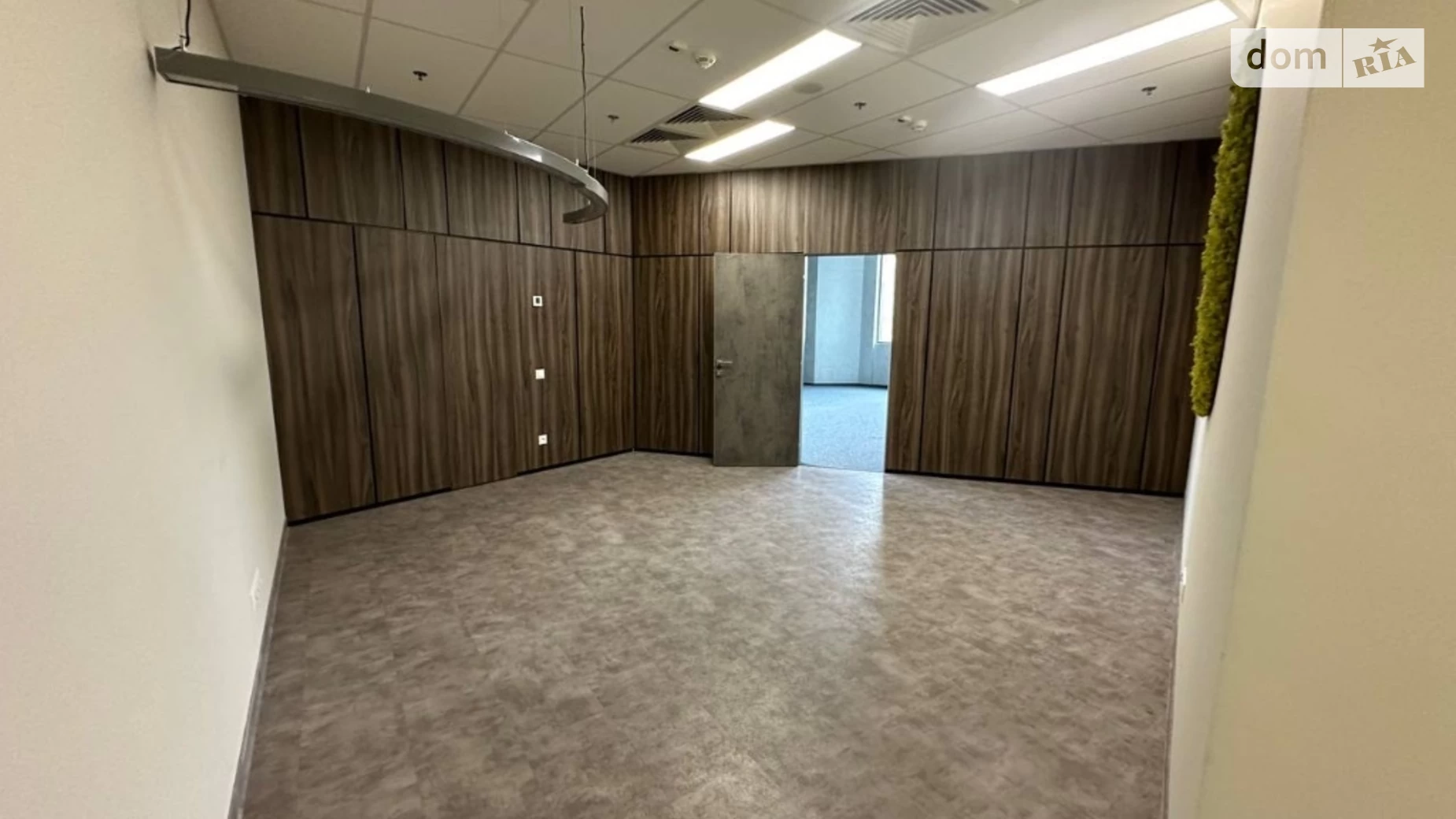 Сдается в аренду офис 837 кв. м в бизнес-центре, цена: 20090 $ - фото 4