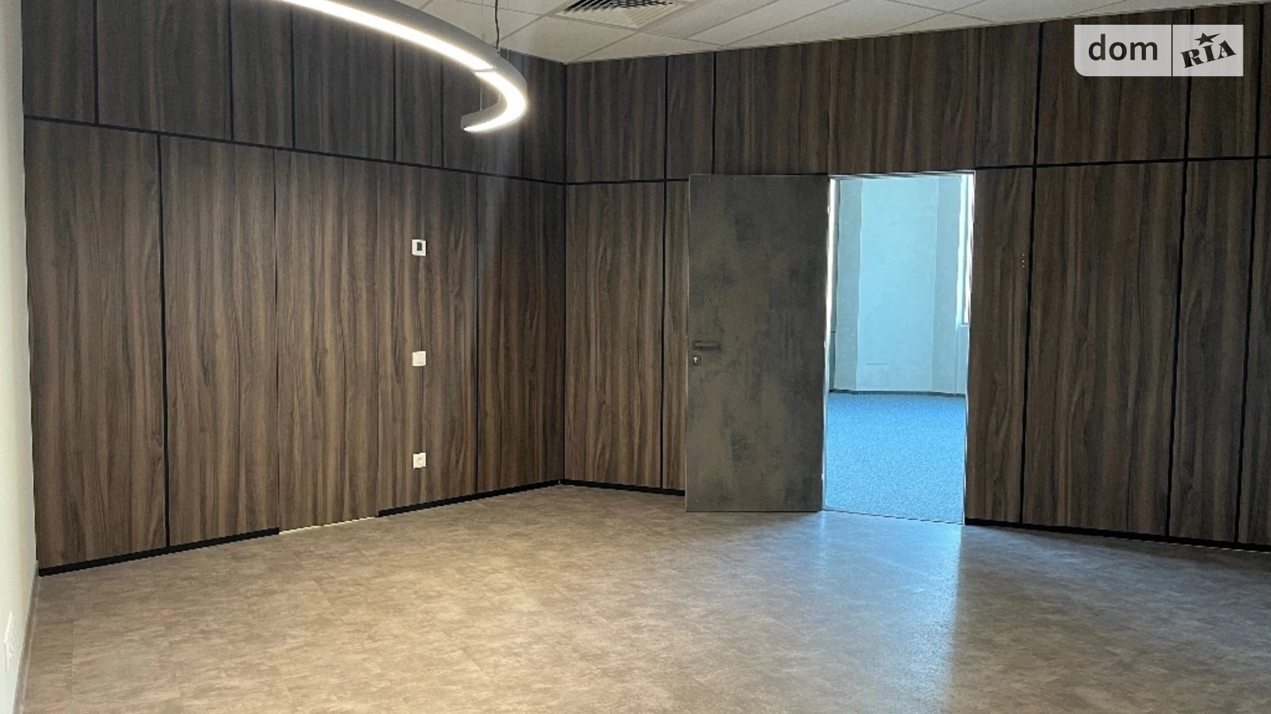 Сдается в аренду офис 837 кв. м в бизнес-центре, цена: 20090 $ - фото 5